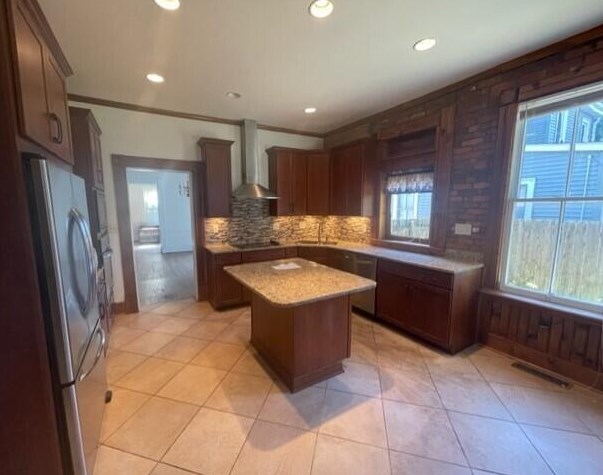 34 Mithoff St, Columbus, OH 43206-3419