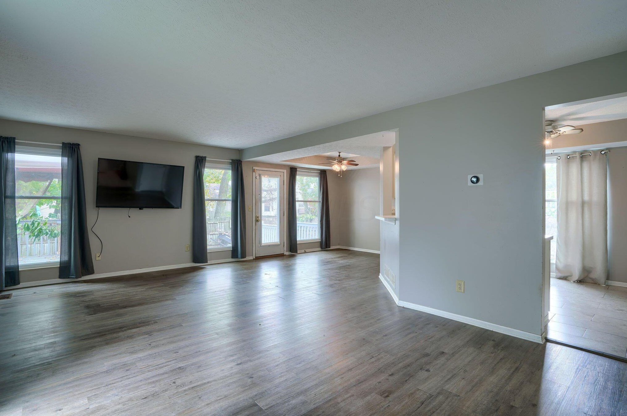 1276 Pinnacle Dr, Columbus OH 43204-1776 exterior