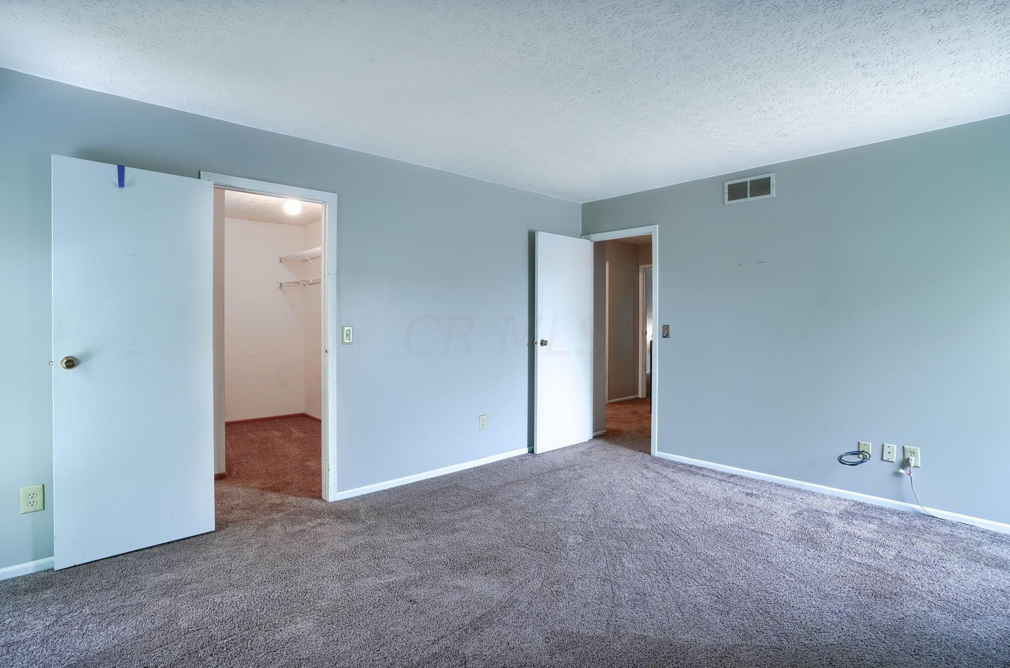 1276 Pinnacle Dr, Columbus OH 43204-1776 exterior