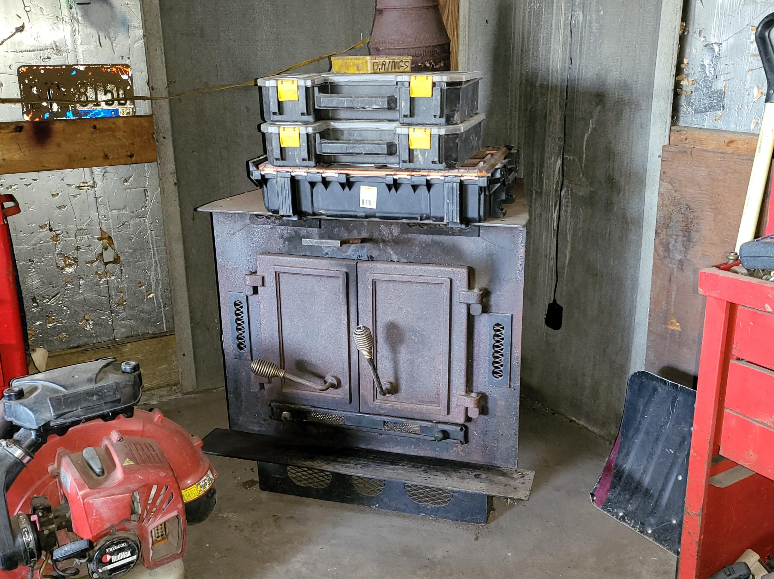 2590 Lockbourne Rd, Columbus OH 43207-2626 exterior