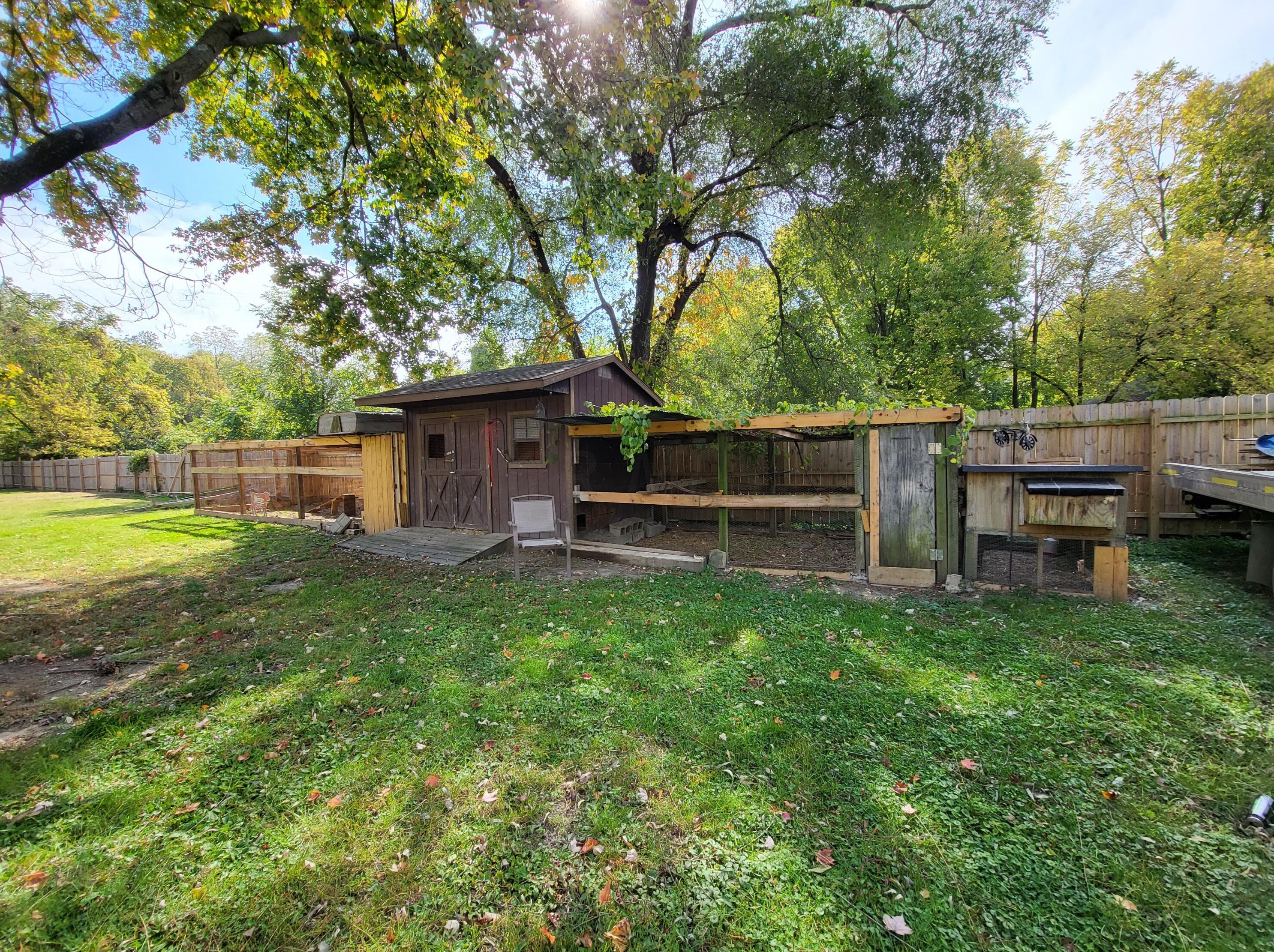 2590 Lockbourne Rd, Columbus OH 43207-2626 exterior