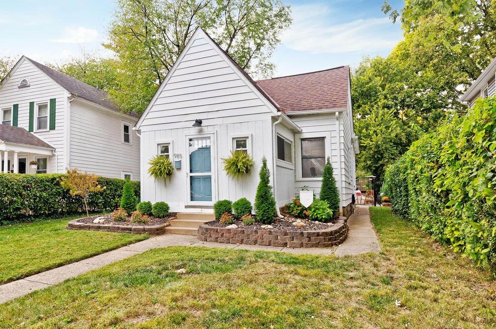 985 Palmer Rd, Columbus, OH 43212-3714