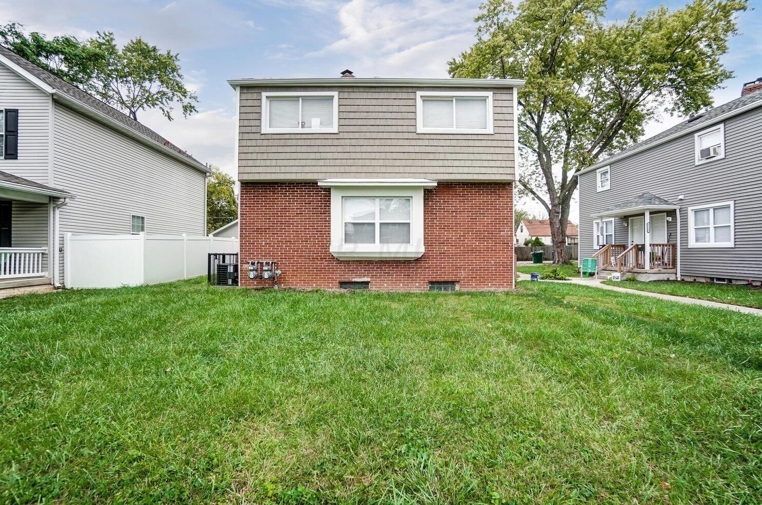 1126 23rd Ave, Columbus, OH 43211-2110