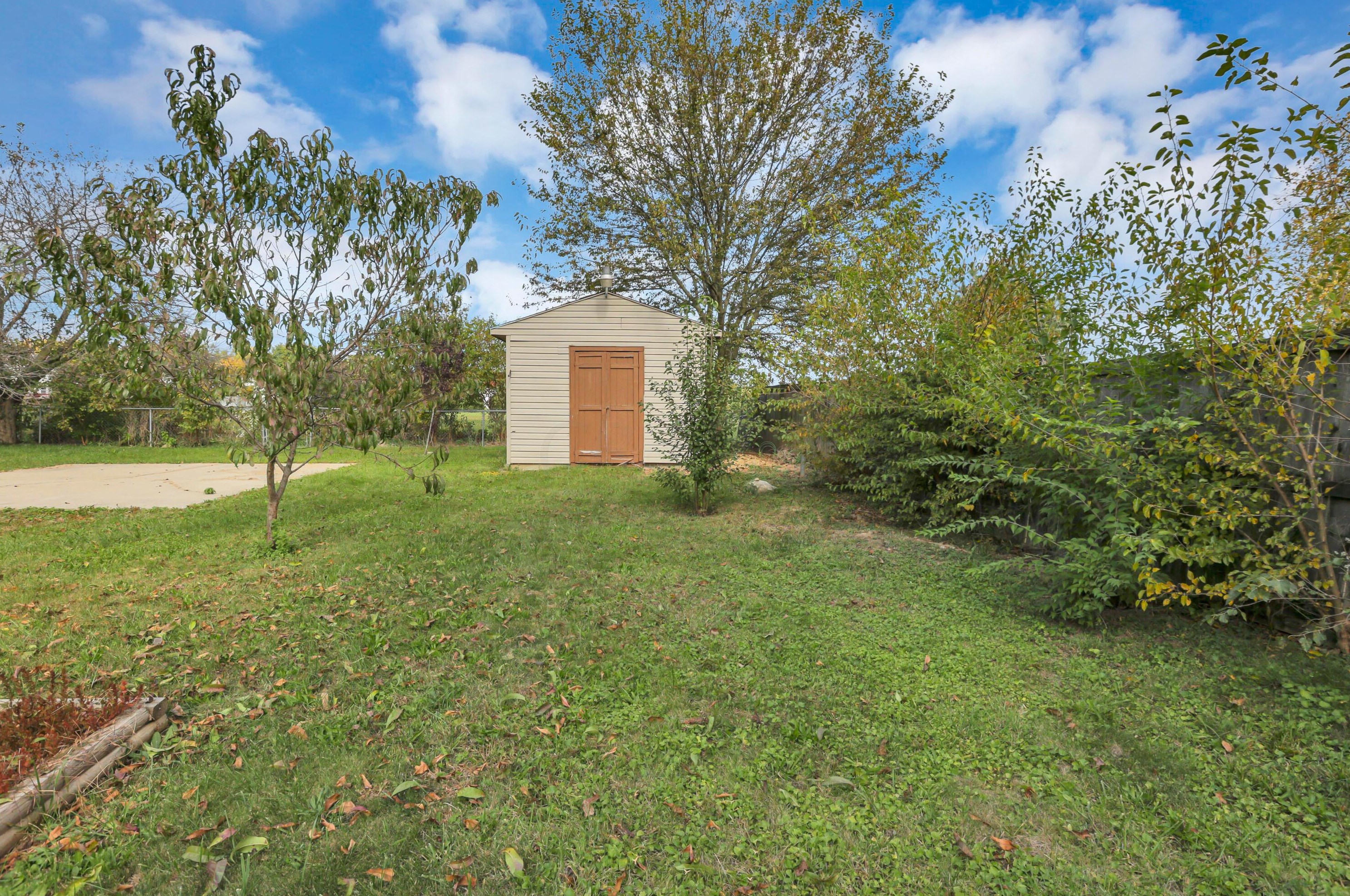 3806 State Route 752, Ashville OH  43103-9516 exterior