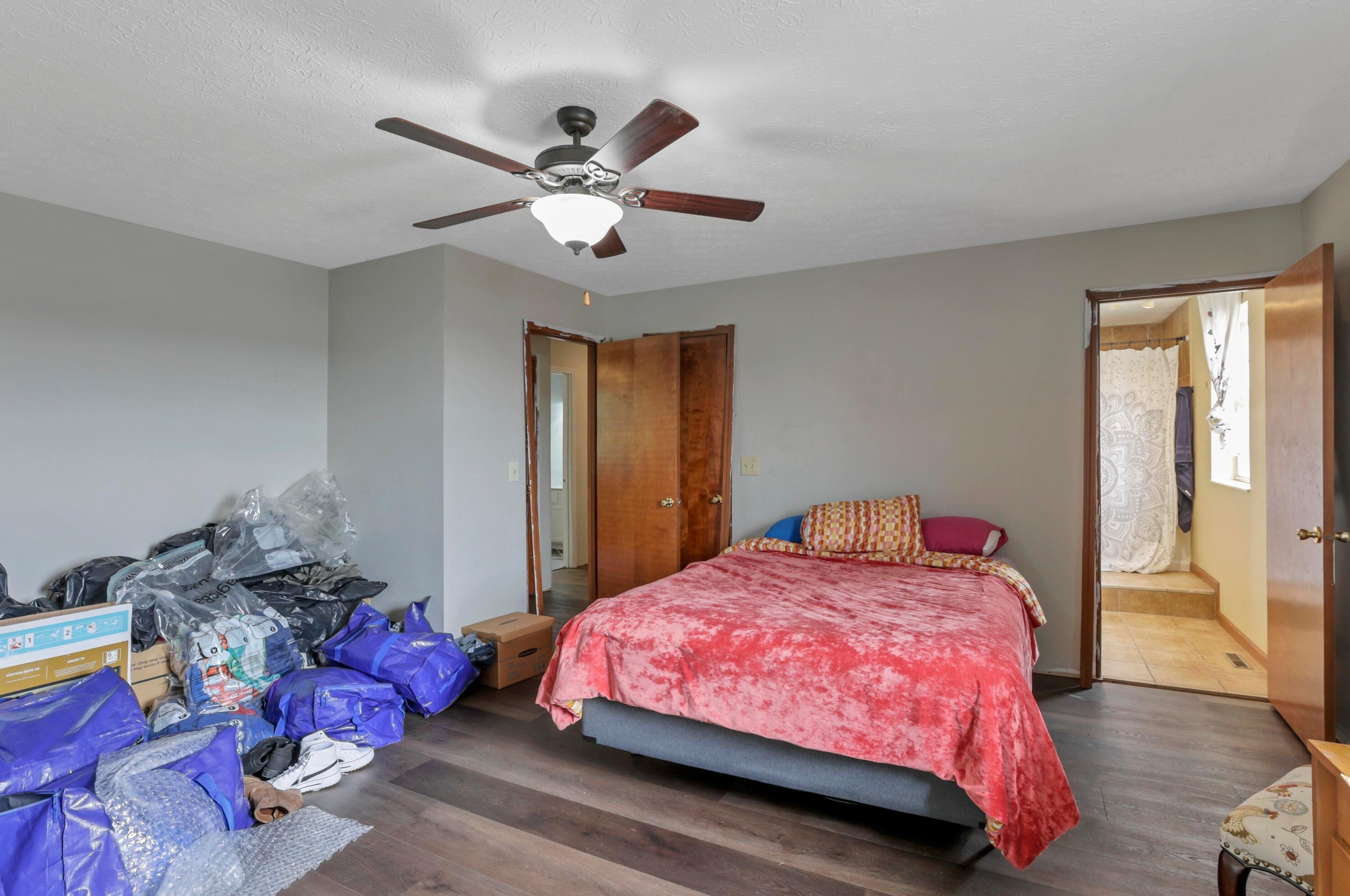 3806 State Route 752, Ashville OH  43103-9516 exterior