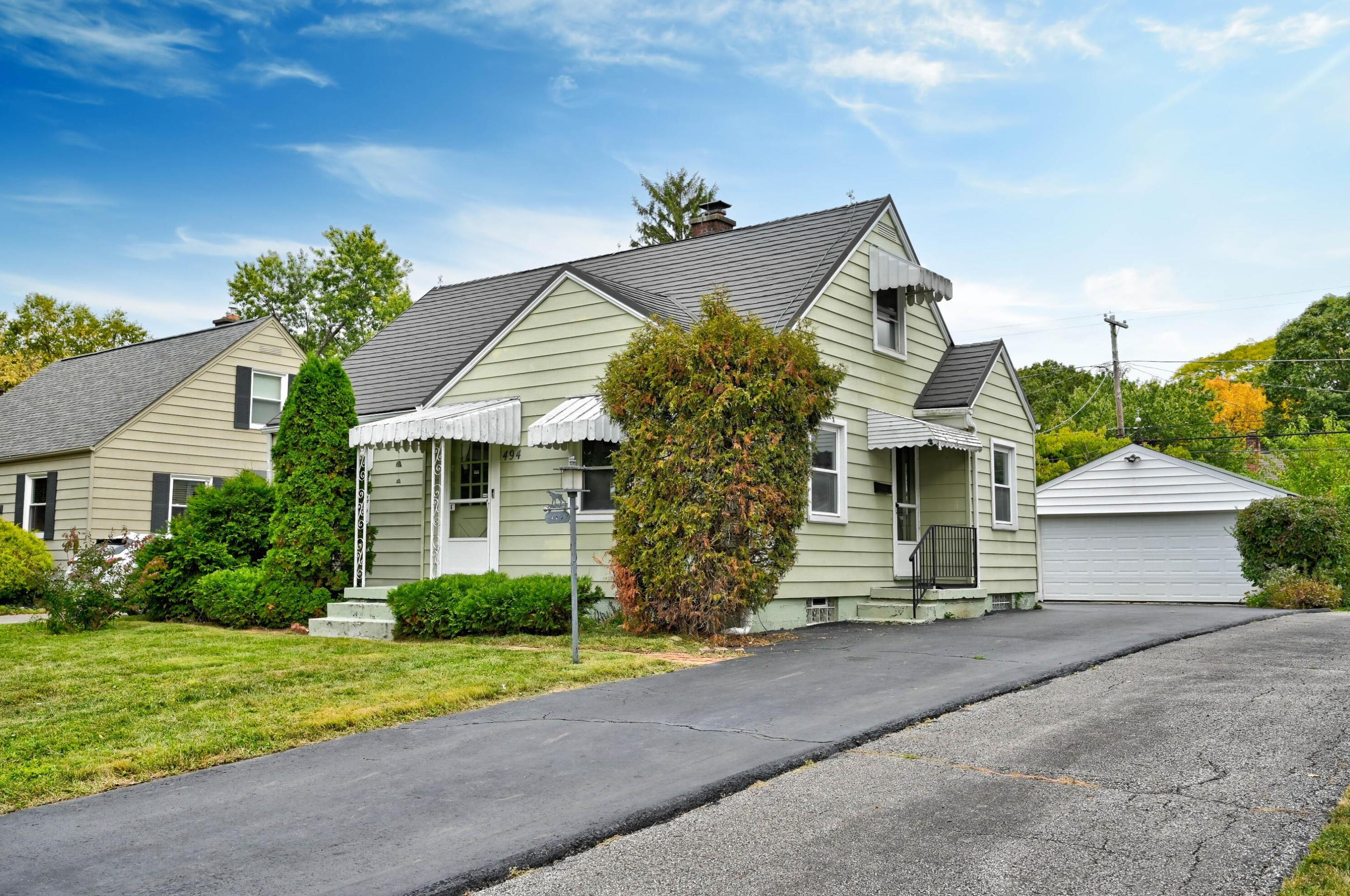 494 Northridge Rd, Columbus, OH 43214-3330