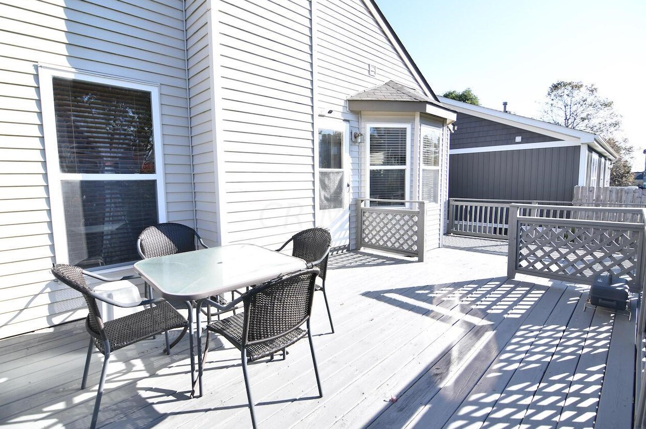 2991 Footloose Dr, Columbus OH 43231-8812 exterior