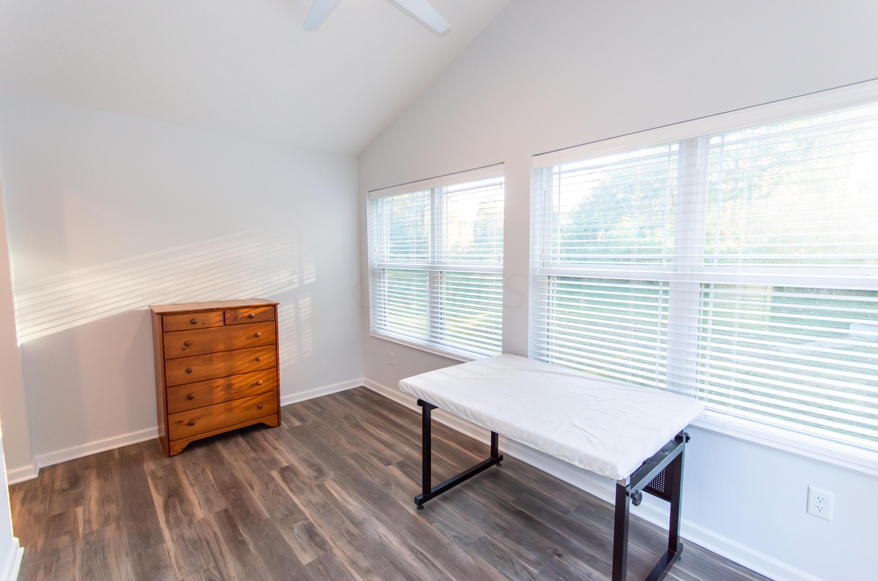 1383 Epworth Forest Dr, Lancaster OH  43130-7755 exterior
