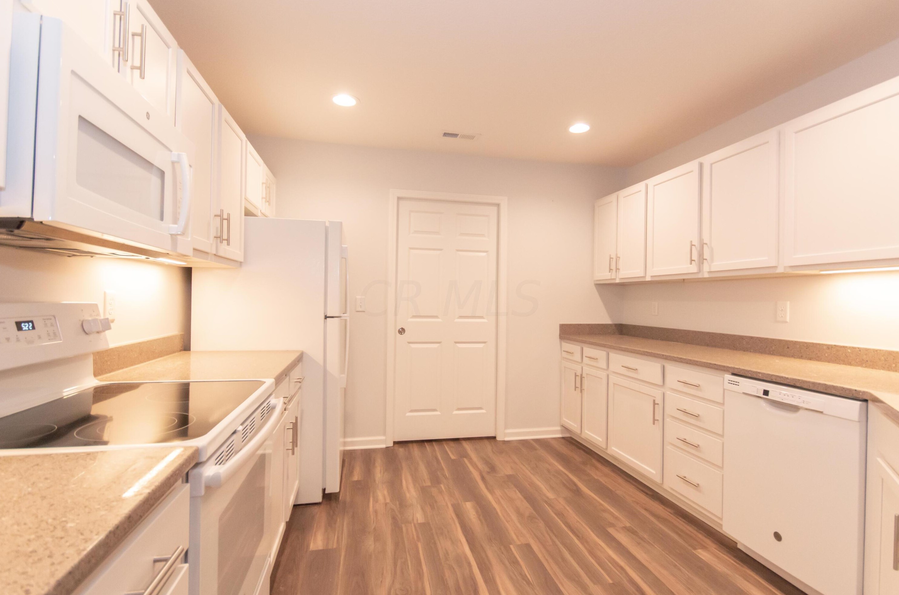 1383 Epworth Forest Dr, Lancaster OH  43130-7755 exterior
