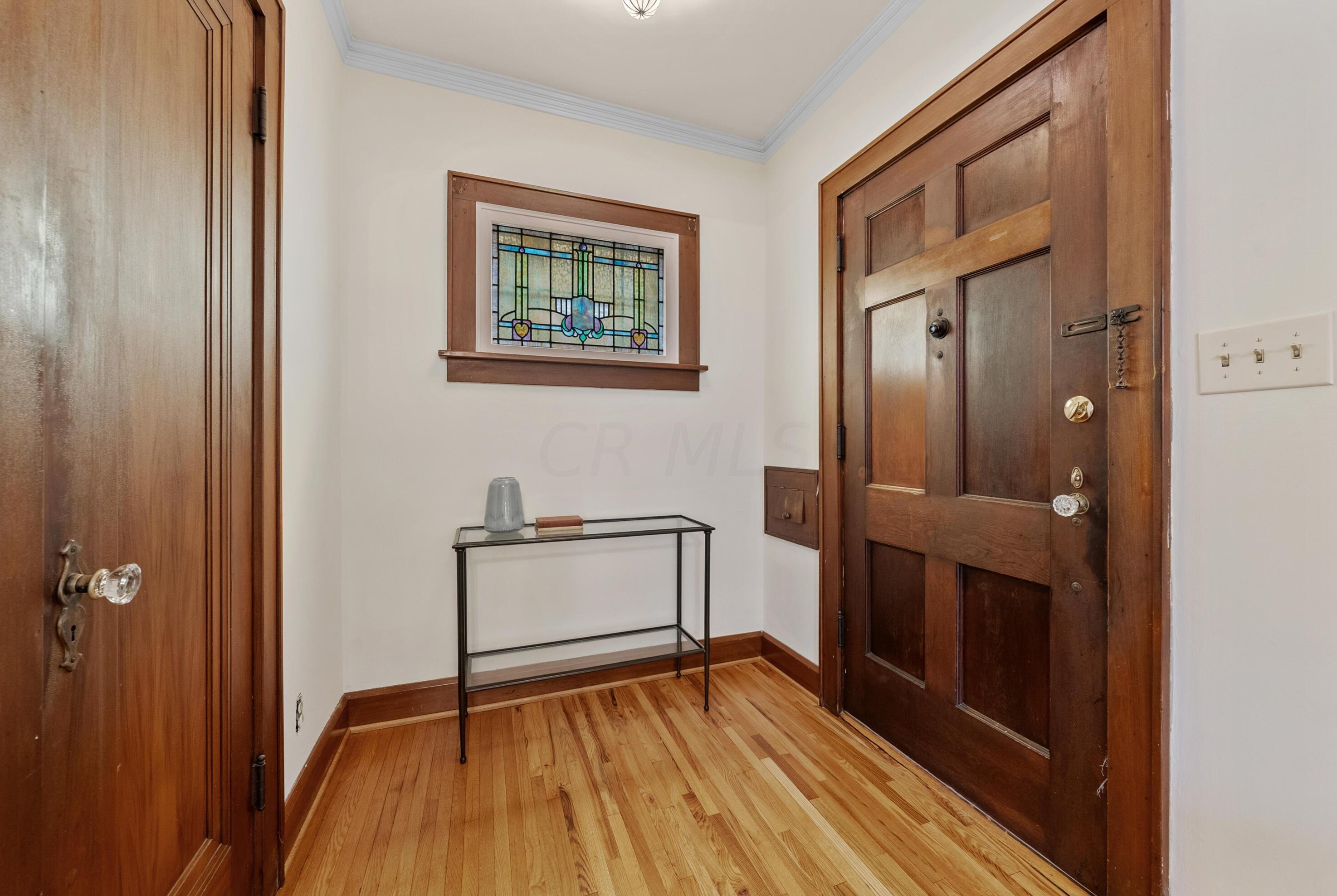 454 Midgard Rd, Columbus OH  43202-1409 exterior