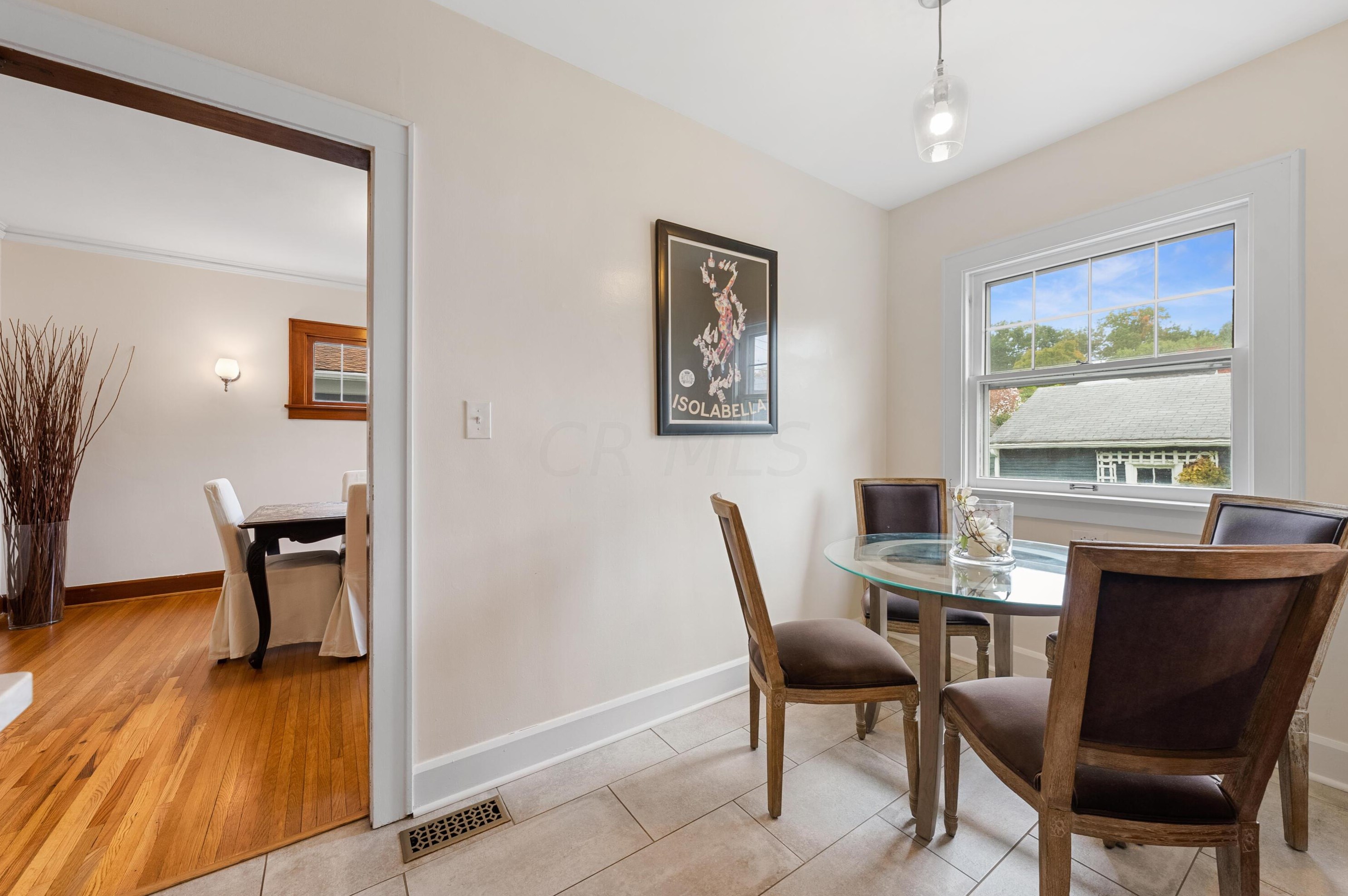 454 Midgard Rd, Columbus OH  43202-1409 exterior