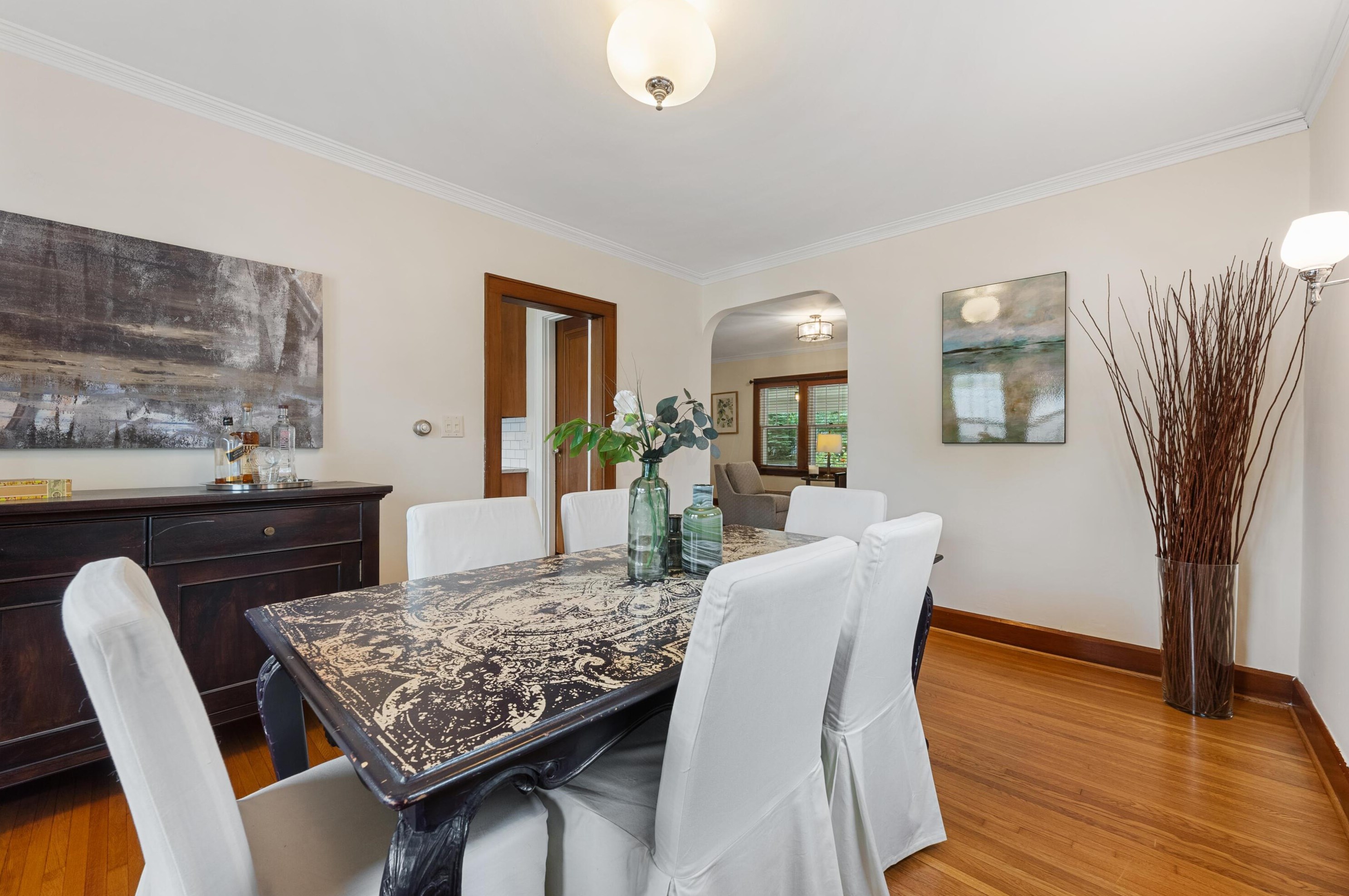 454 Midgard Rd, Columbus OH  43202-1409 exterior