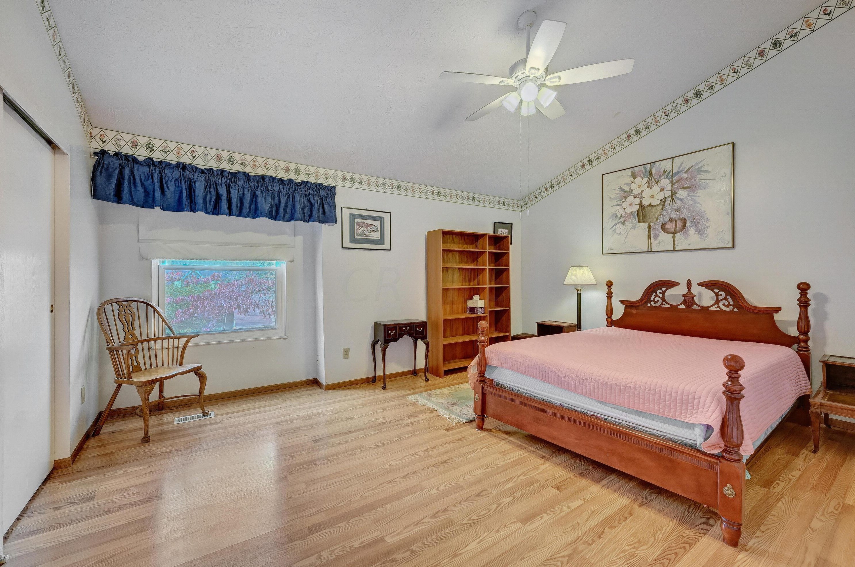 5188 Canon Rdg Ct, Columbus OH exterior