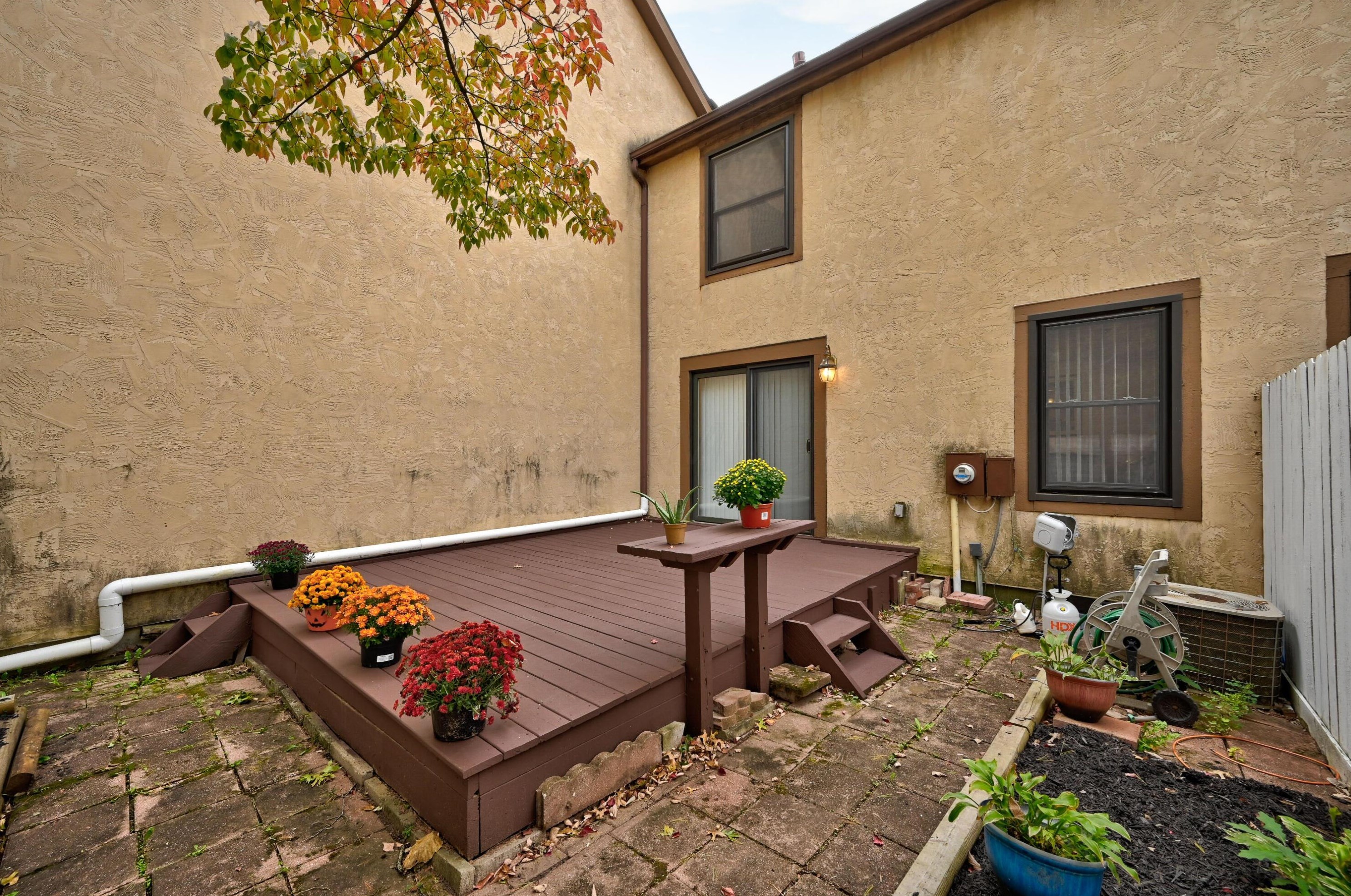 5188 Canon Rdg Ct, Columbus OH exterior