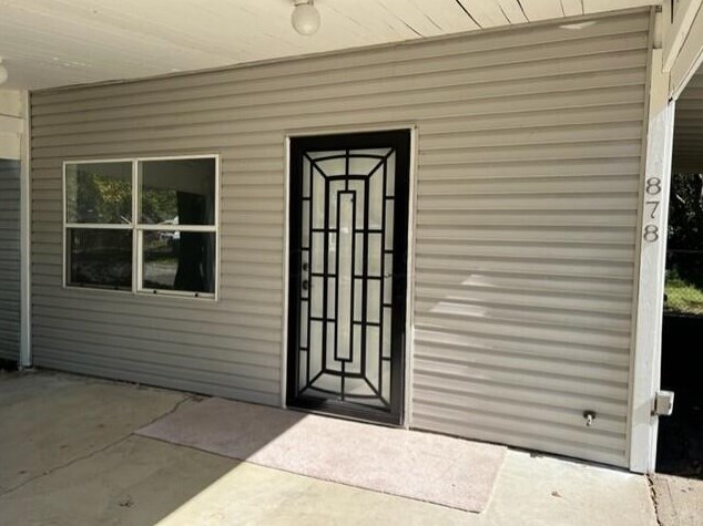 878 Antwerp Rd, Columbus OH  43213-2403 exterior