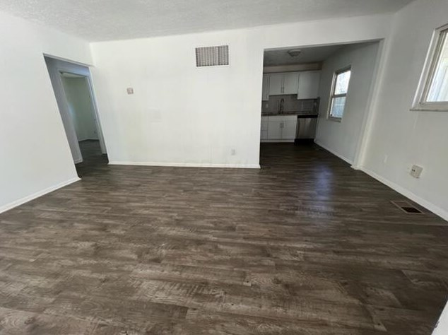 878 Antwerp Rd, Columbus OH  43213-2403 exterior