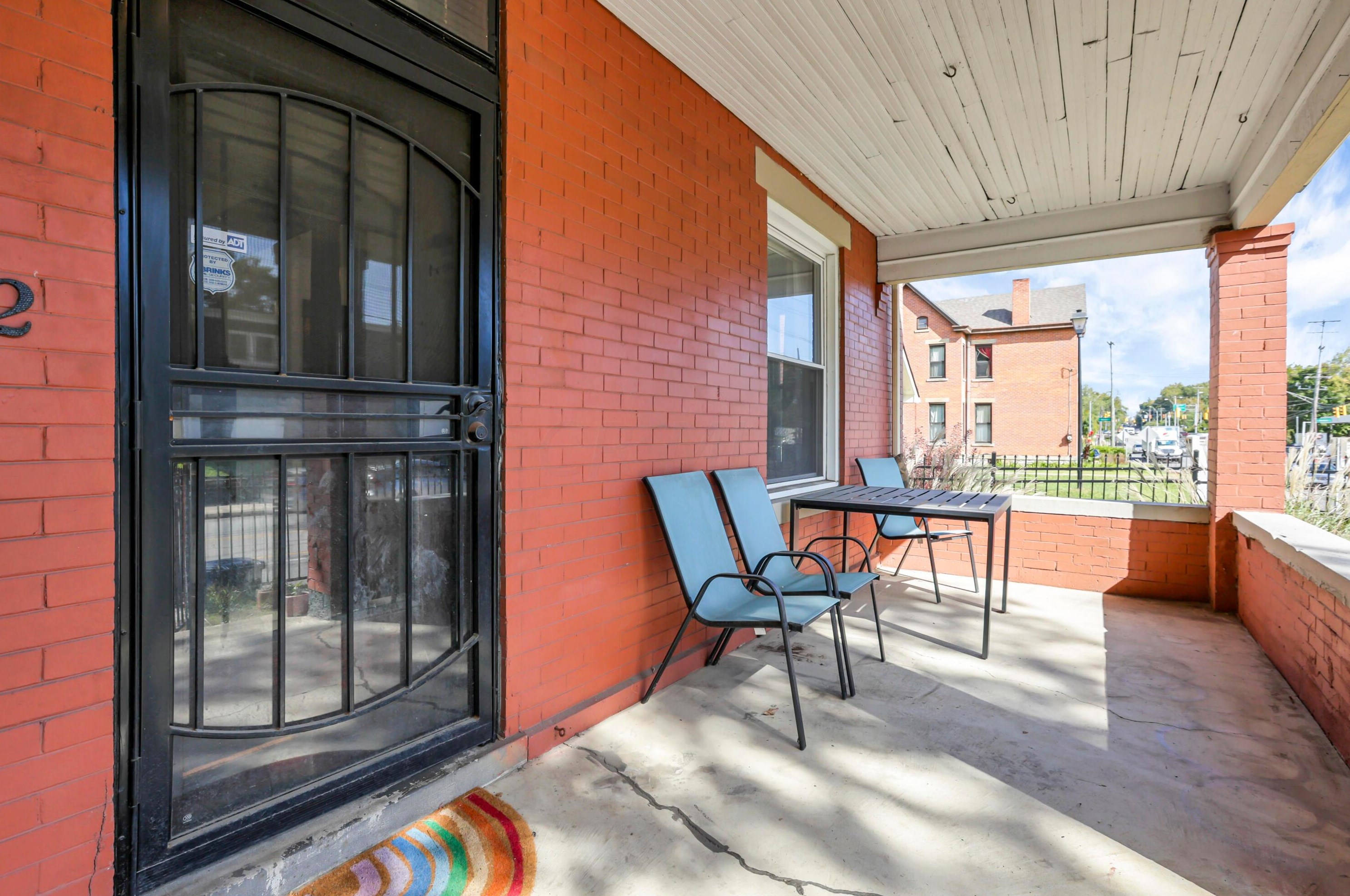 2312 5th Ave, Columbus OH 43201-2961 exterior