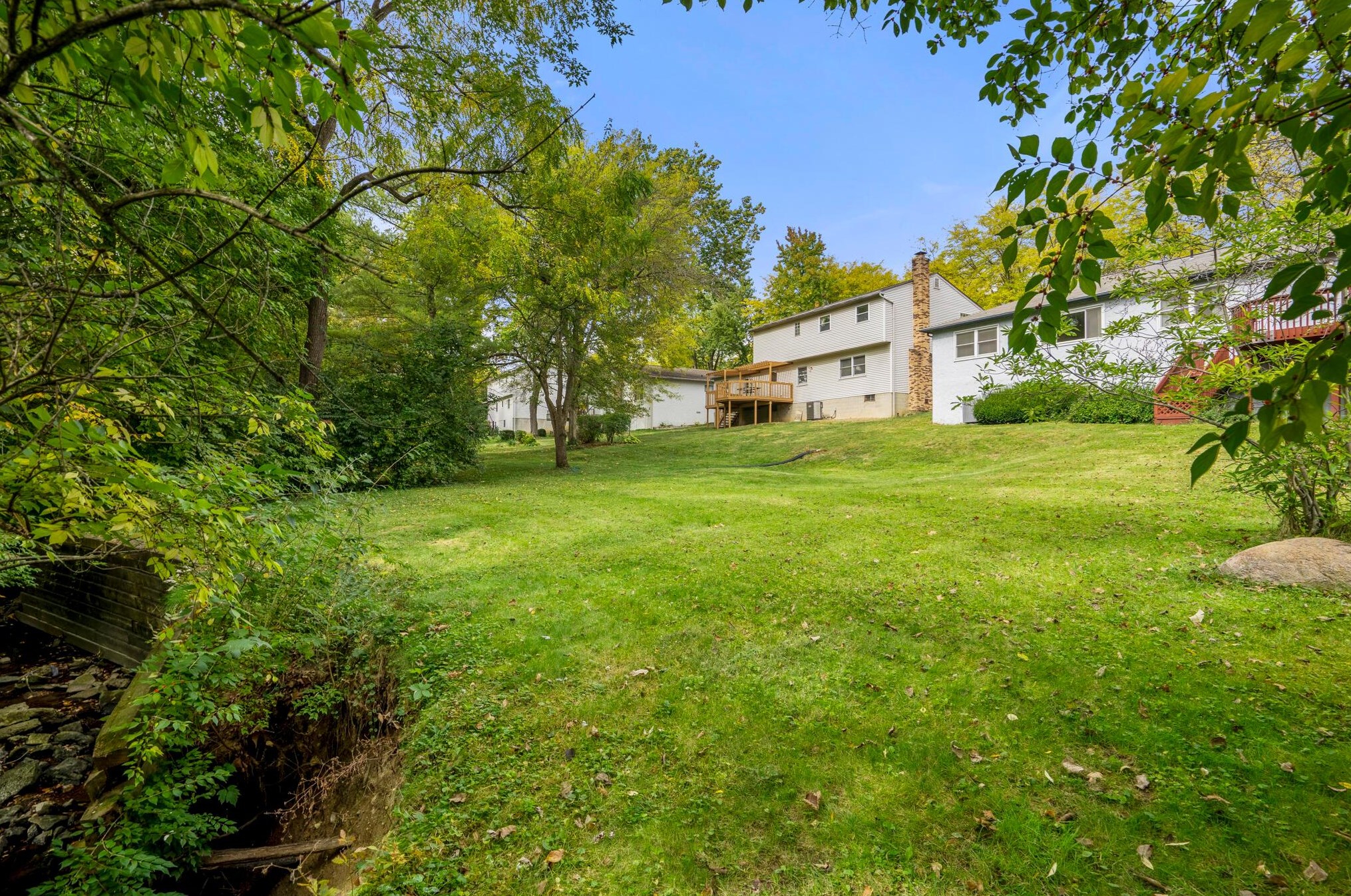 1173 Middleport Dr, Columbus OH 43235-4060 exterior