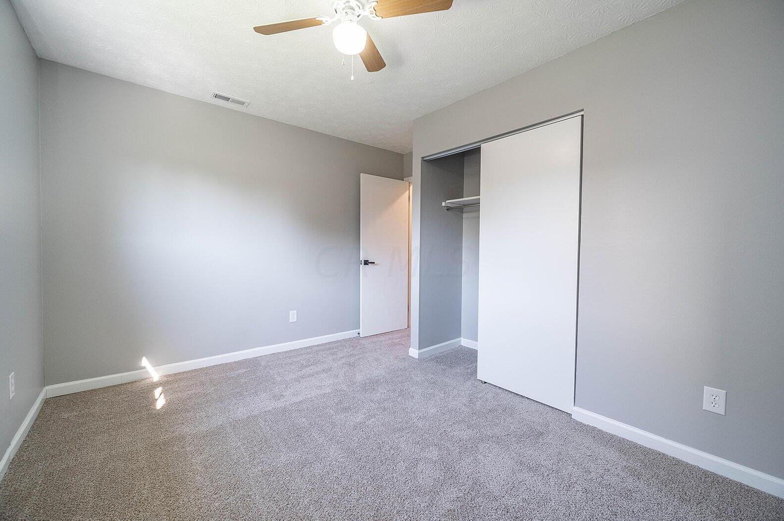 3439 Arnsby Rd, Columbus OH 43232-5909 exterior