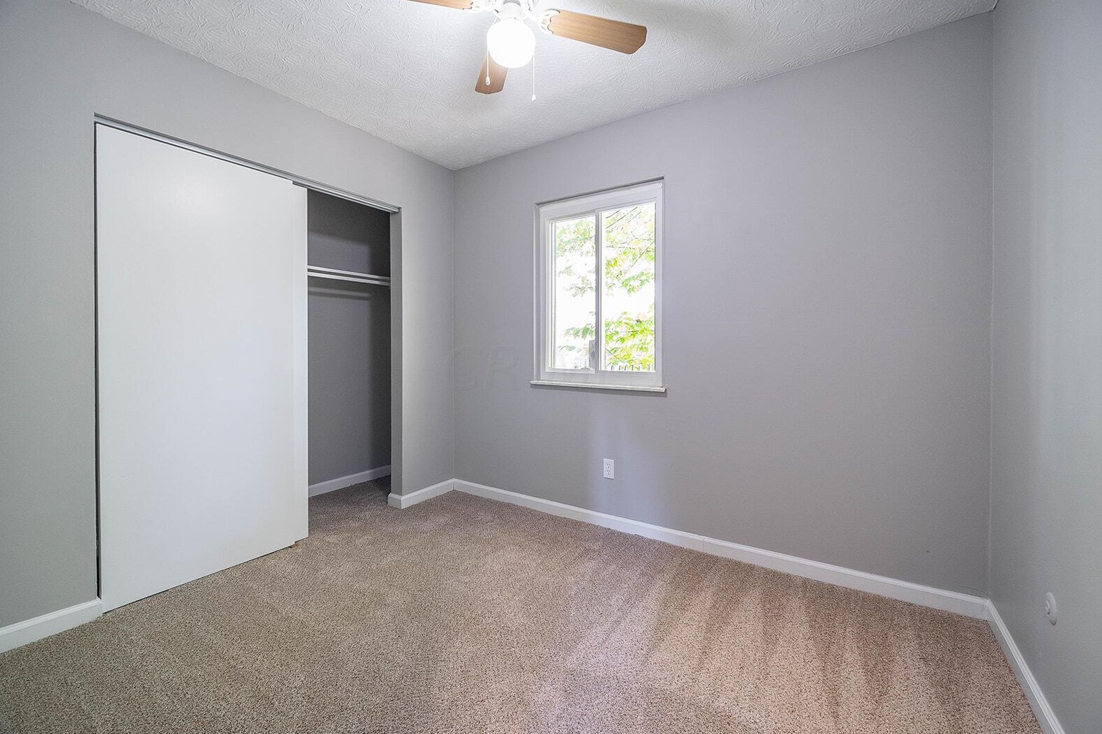 3439 Arnsby Rd, Columbus OH 43232-5909 exterior