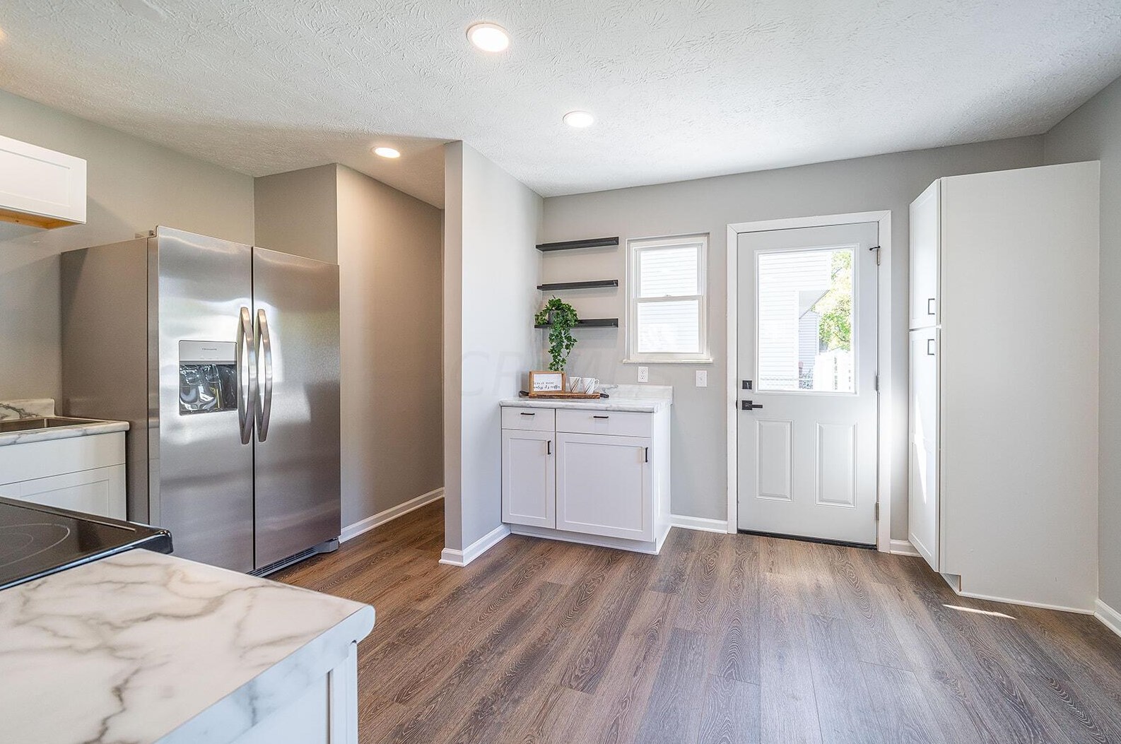 3439 Arnsby Rd, Columbus OH 43232-5909 exterior