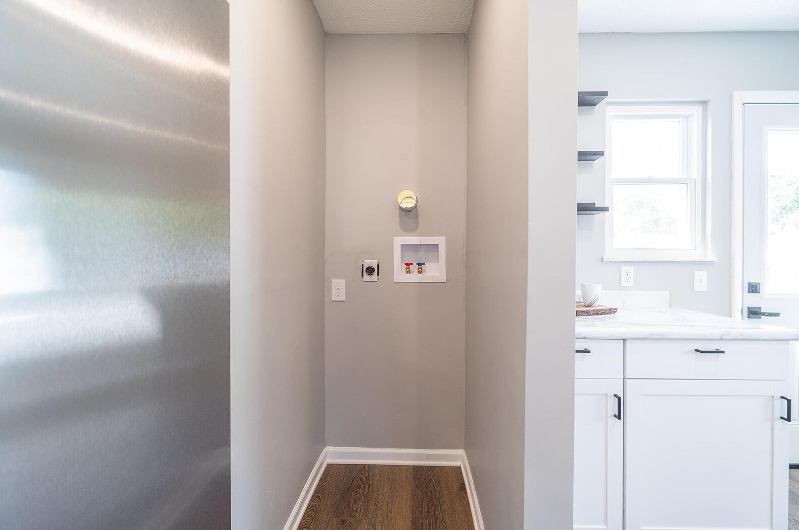 3439 Arnsby Rd, Columbus OH 43232-5909 exterior