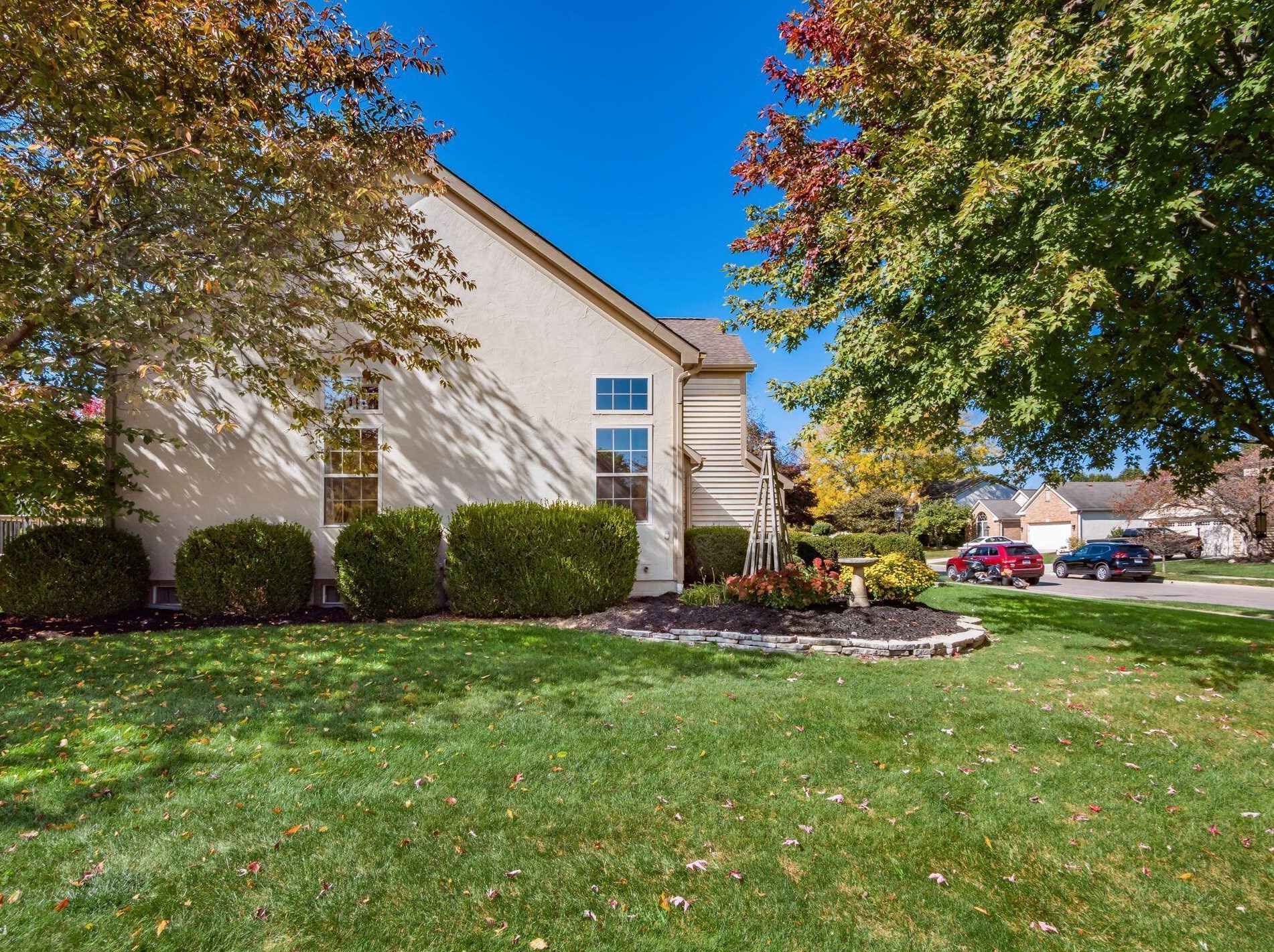 4625 Cutwater Ln, Hilliard OH 43026-7812 exterior