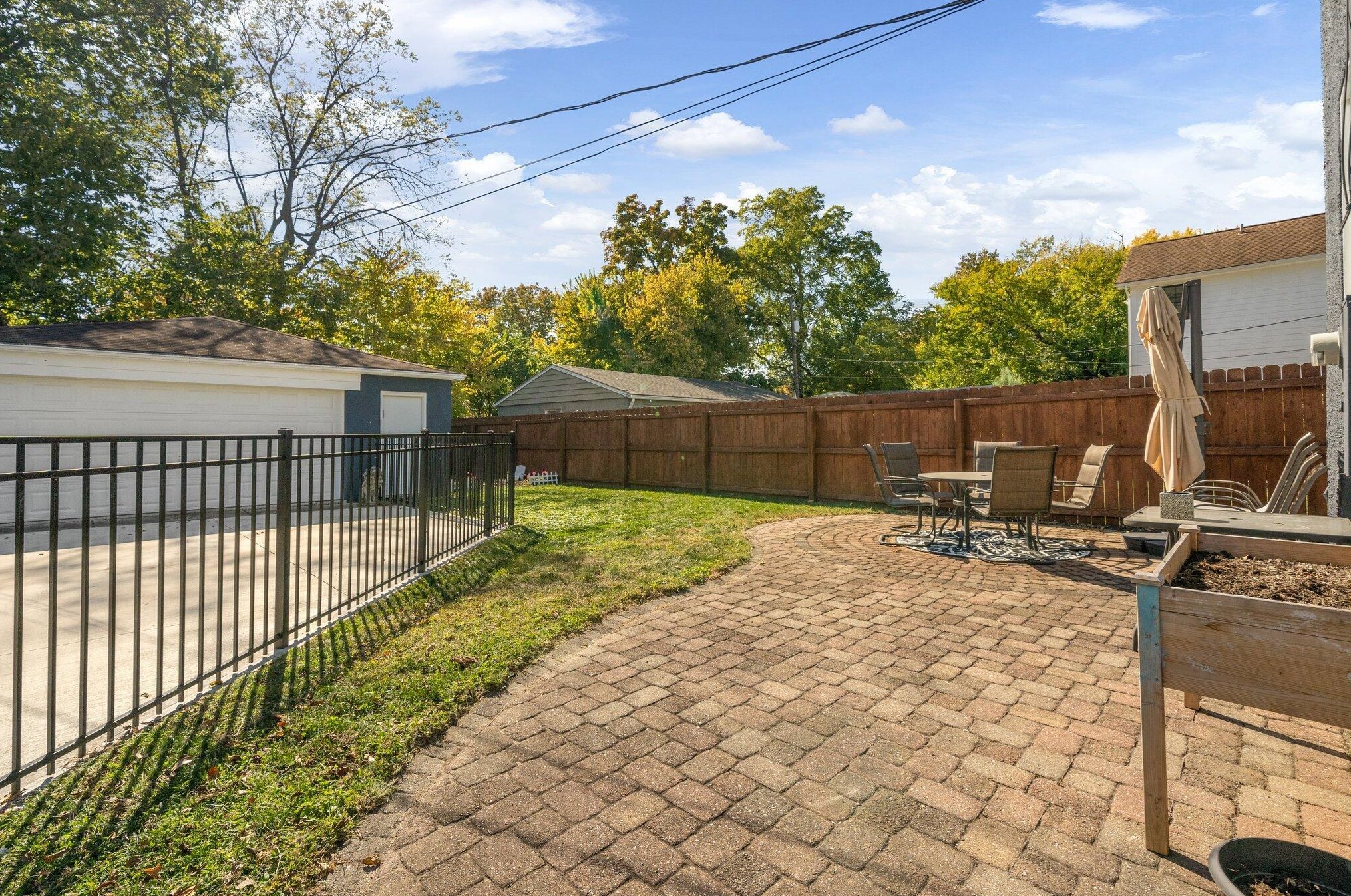 1323 Mulford Rd, Columbus OH 43212-3512 exterior