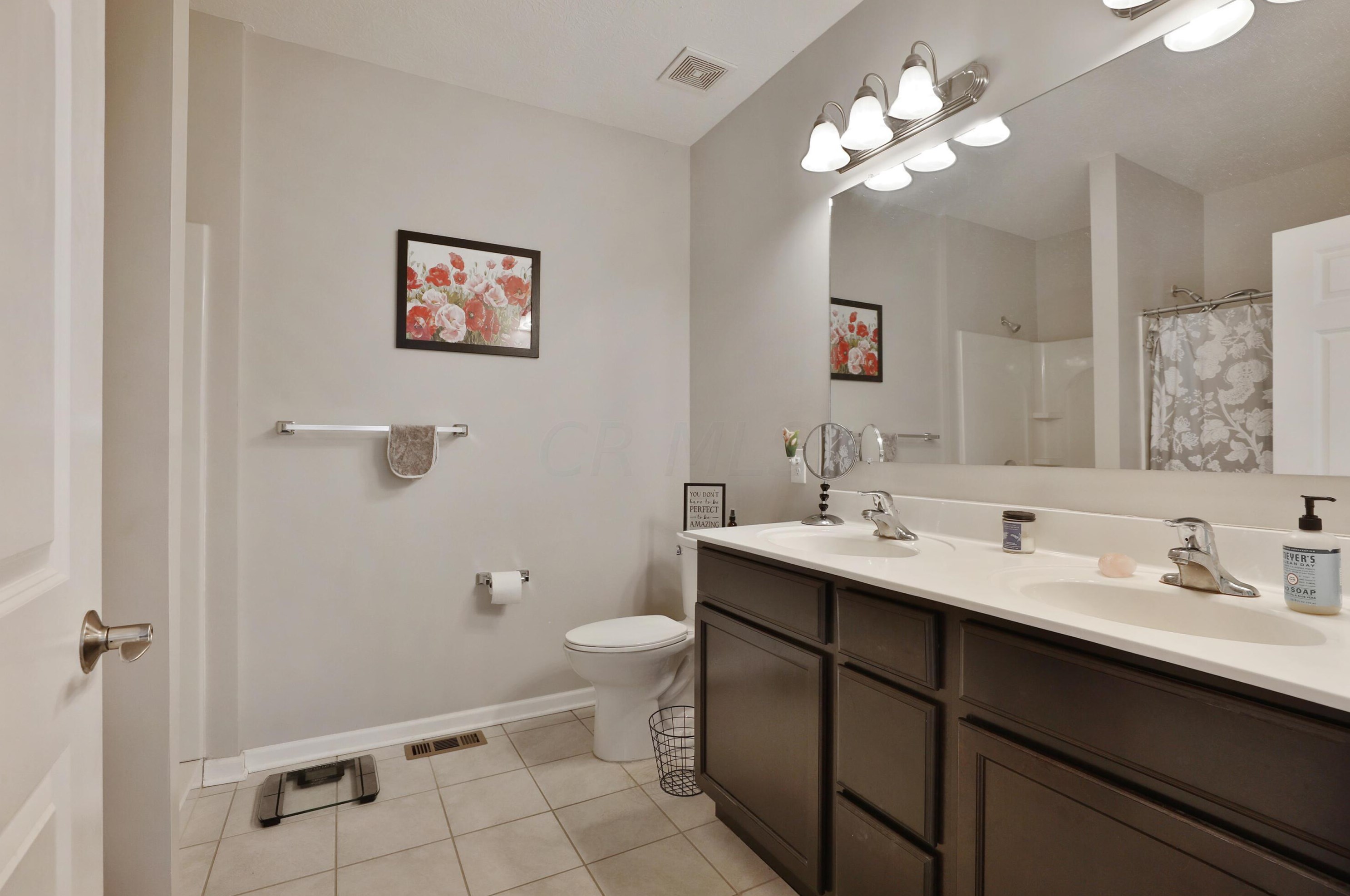 700 Wilson Ave, Columbus OH 43206-1646 exterior