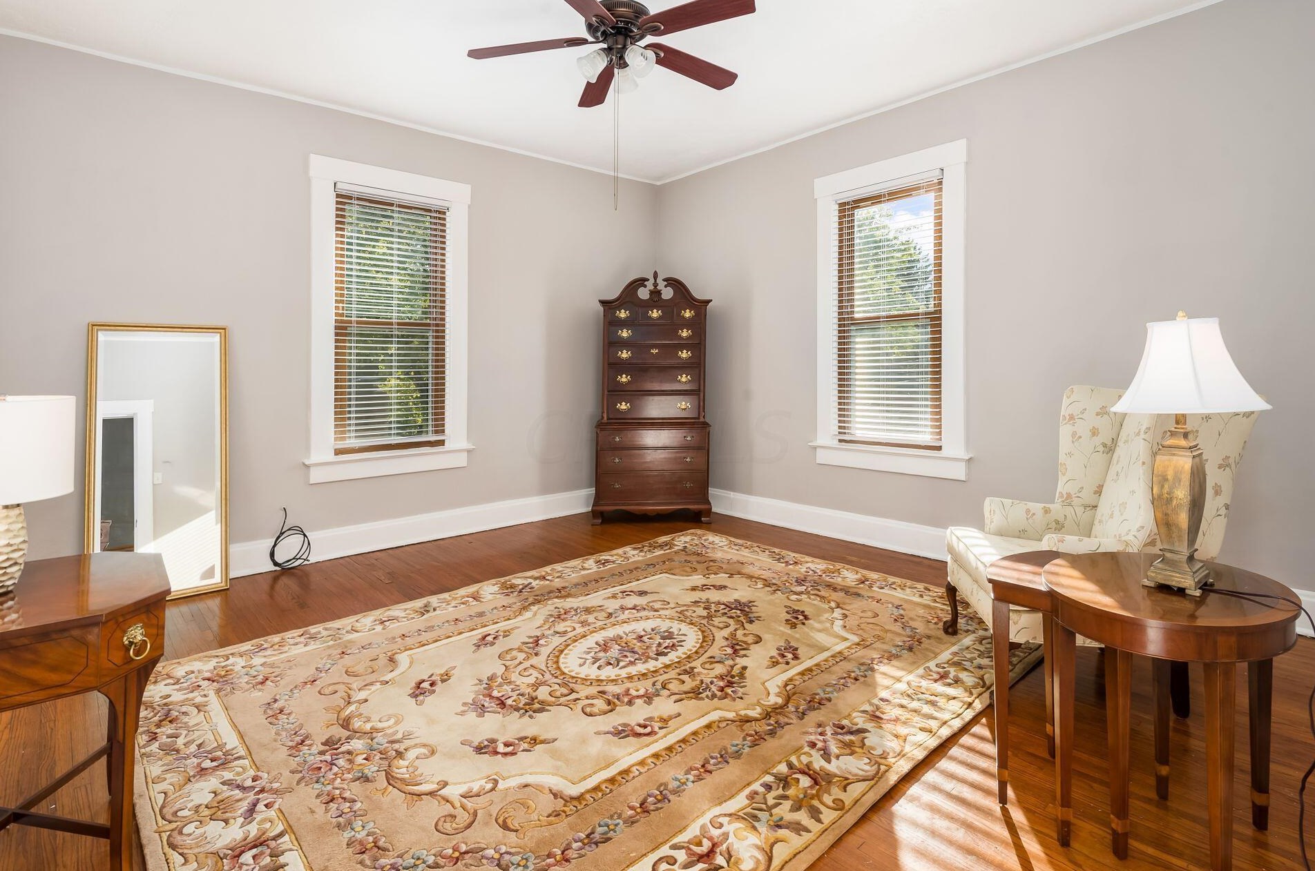 602 Collingwood Ave, Columbus OH 43213-1788 exterior