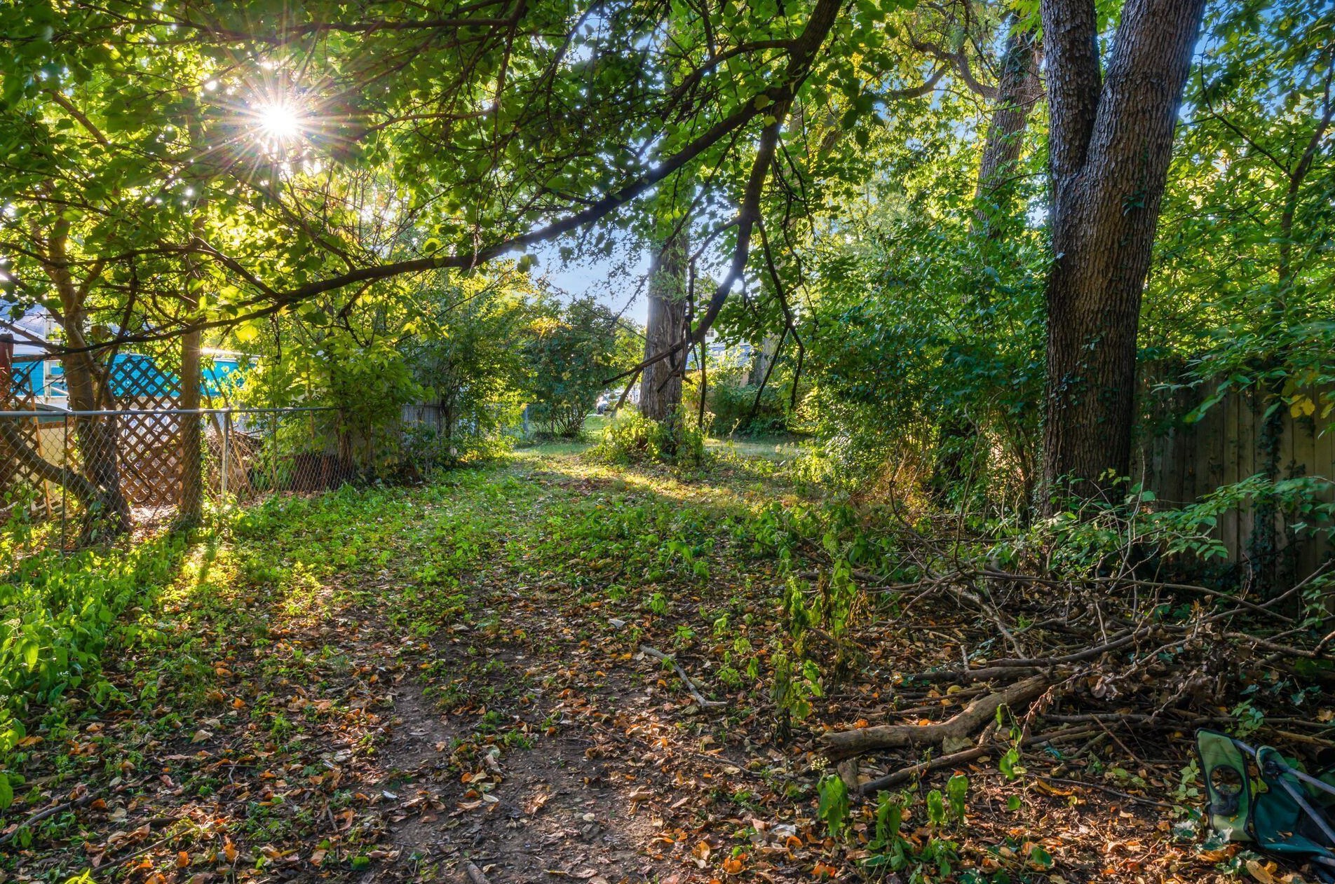 602 Collingwood Ave, Columbus OH 43213-1788 exterior