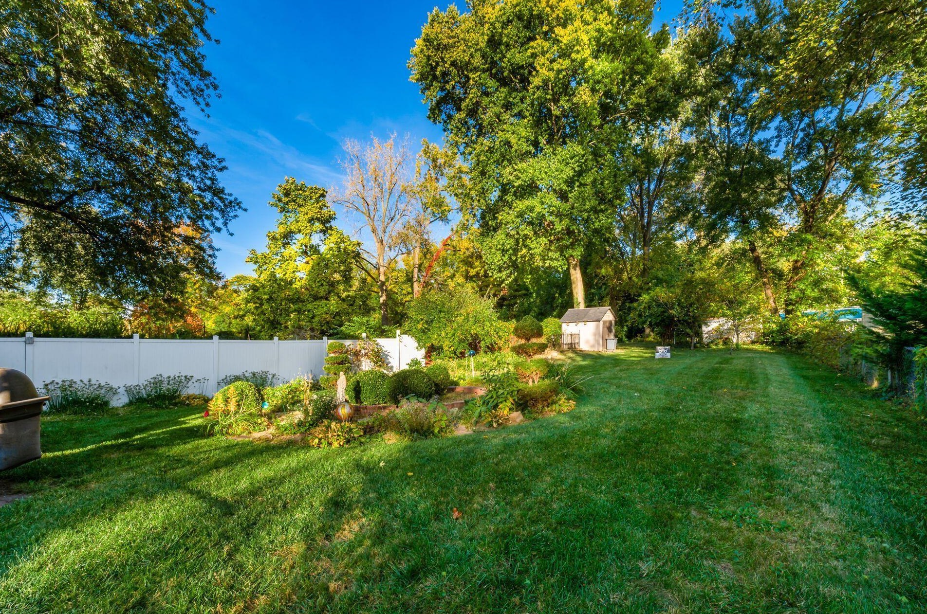 602 Collingwood Ave, Columbus OH 43213-1788 exterior