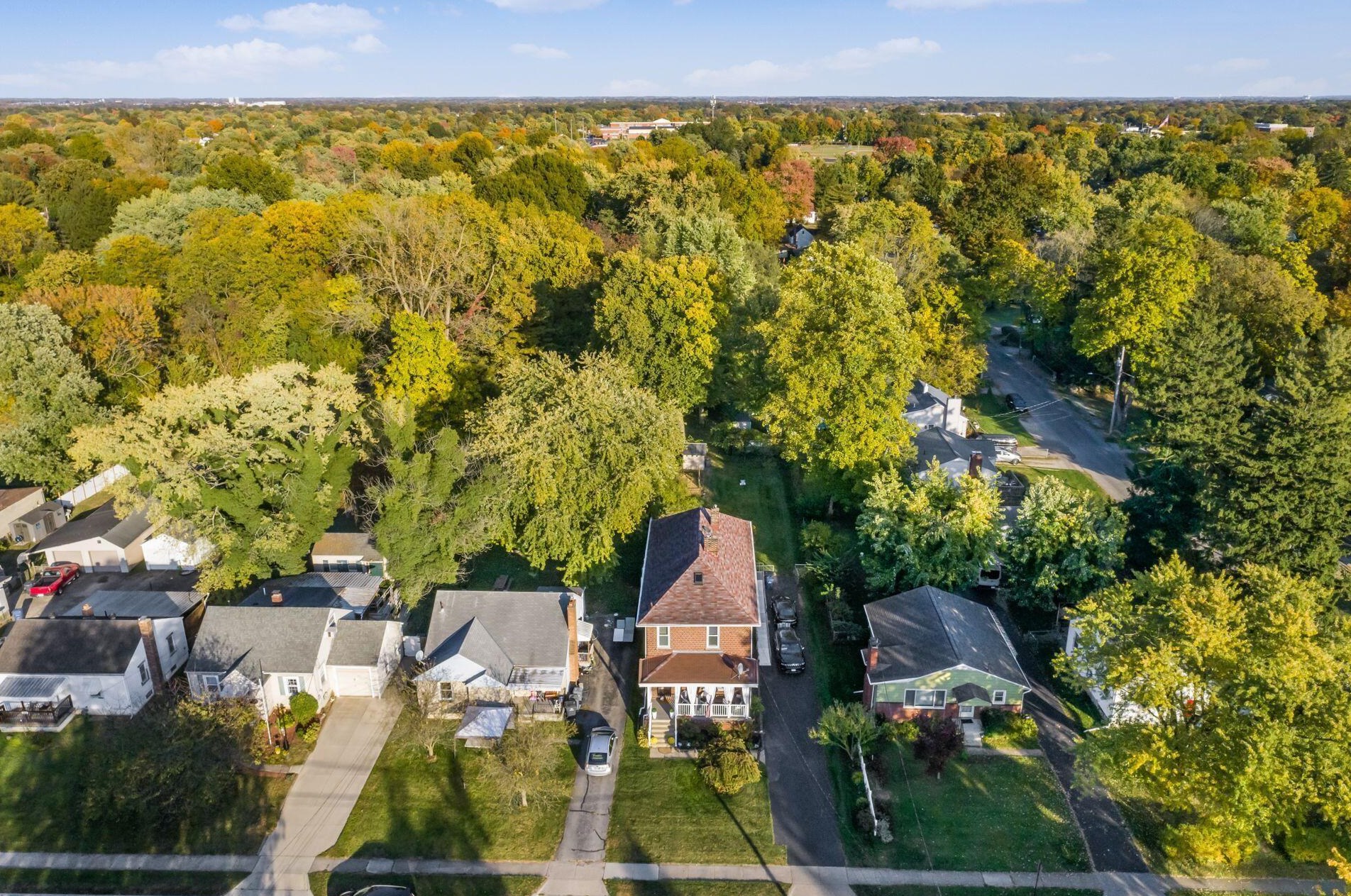 602 Collingwood Ave, Columbus OH 43213-1788 exterior