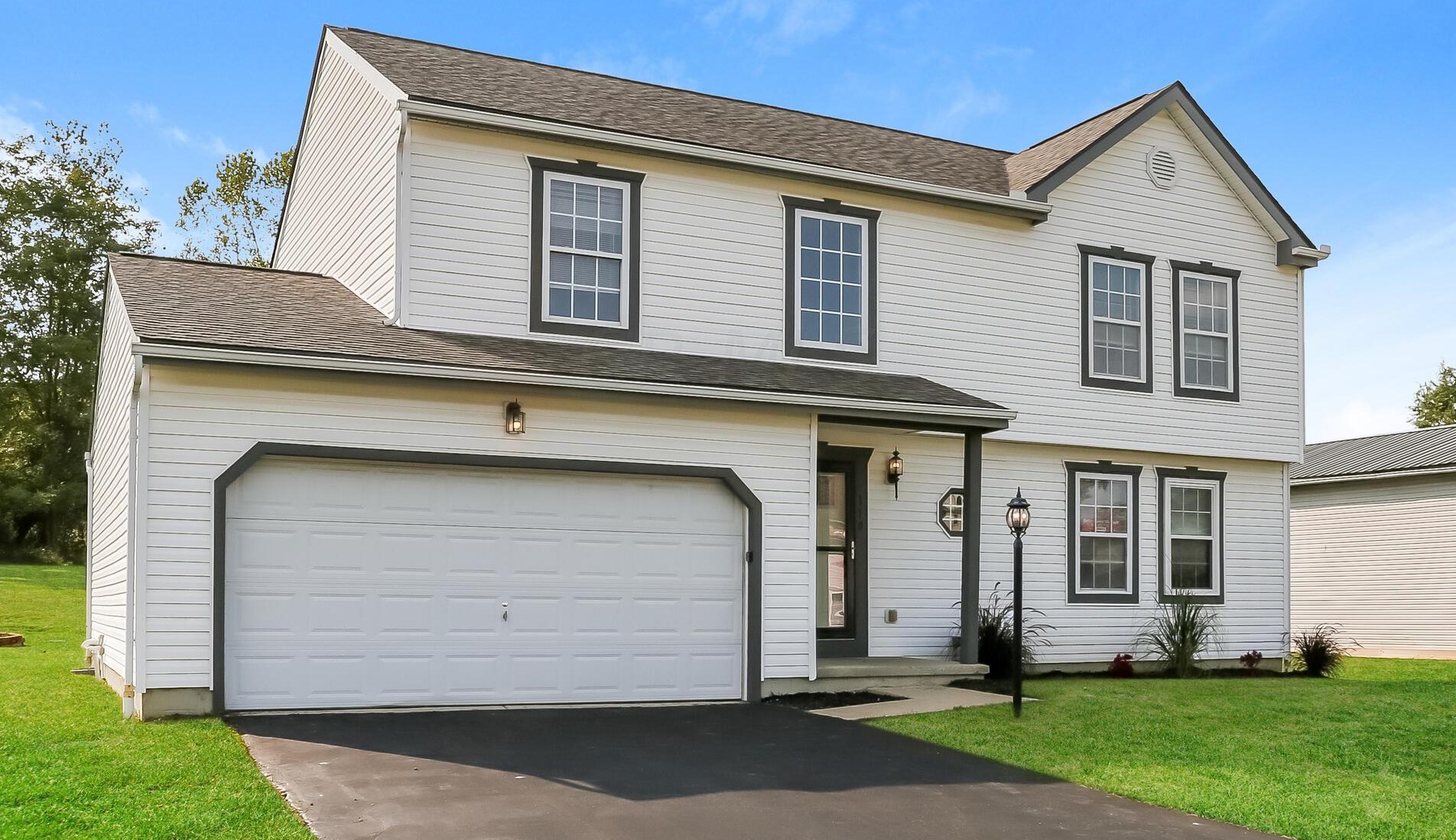 110 Spring Flower Way, Pataskala, OH 43062