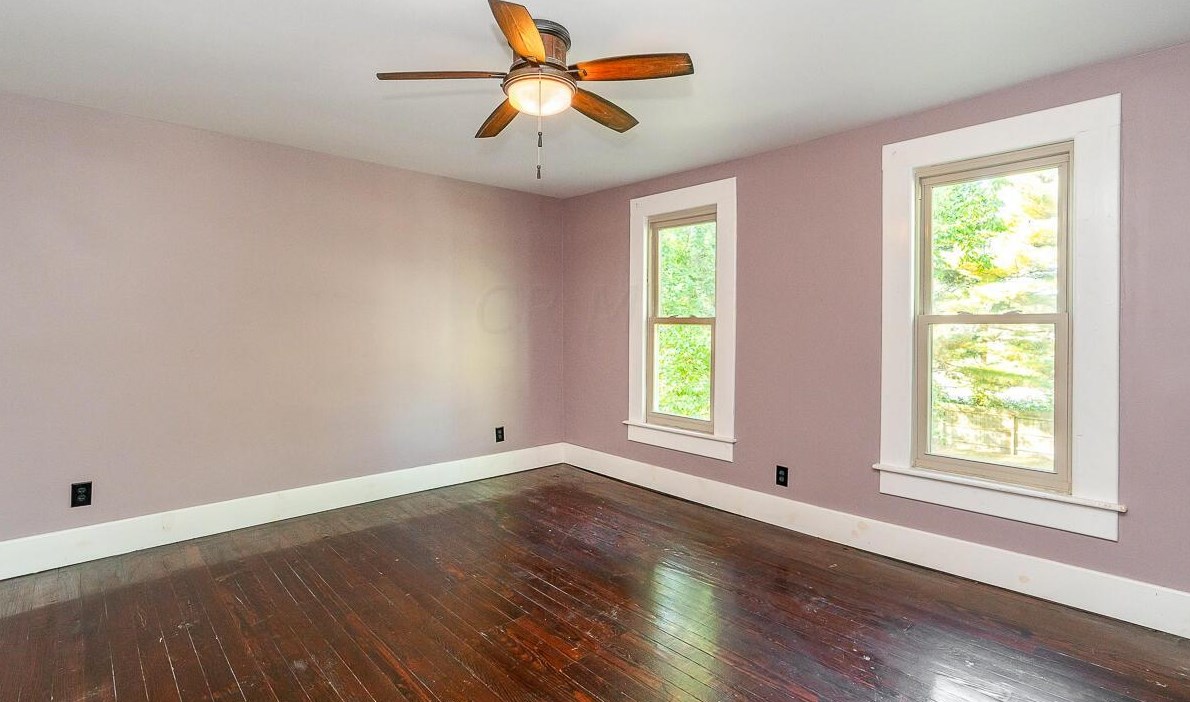 107 Price Rd, Columbus OH 43230-3303 exterior