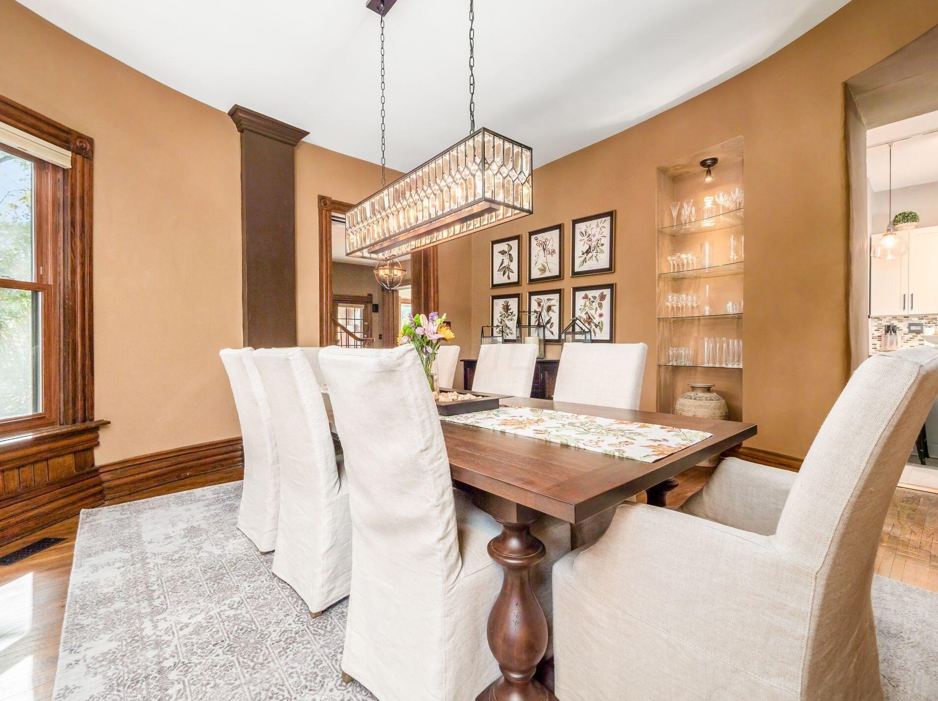 464 Vermont Pl, Columbus OH 43201-3130 exterior