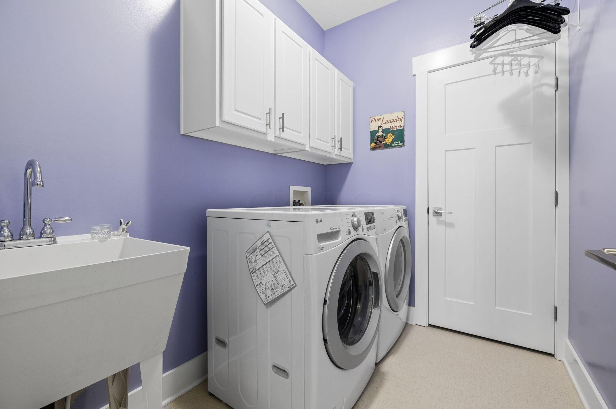 4185 Smith Pines Dr, Columbus OH 43230-4570 exterior