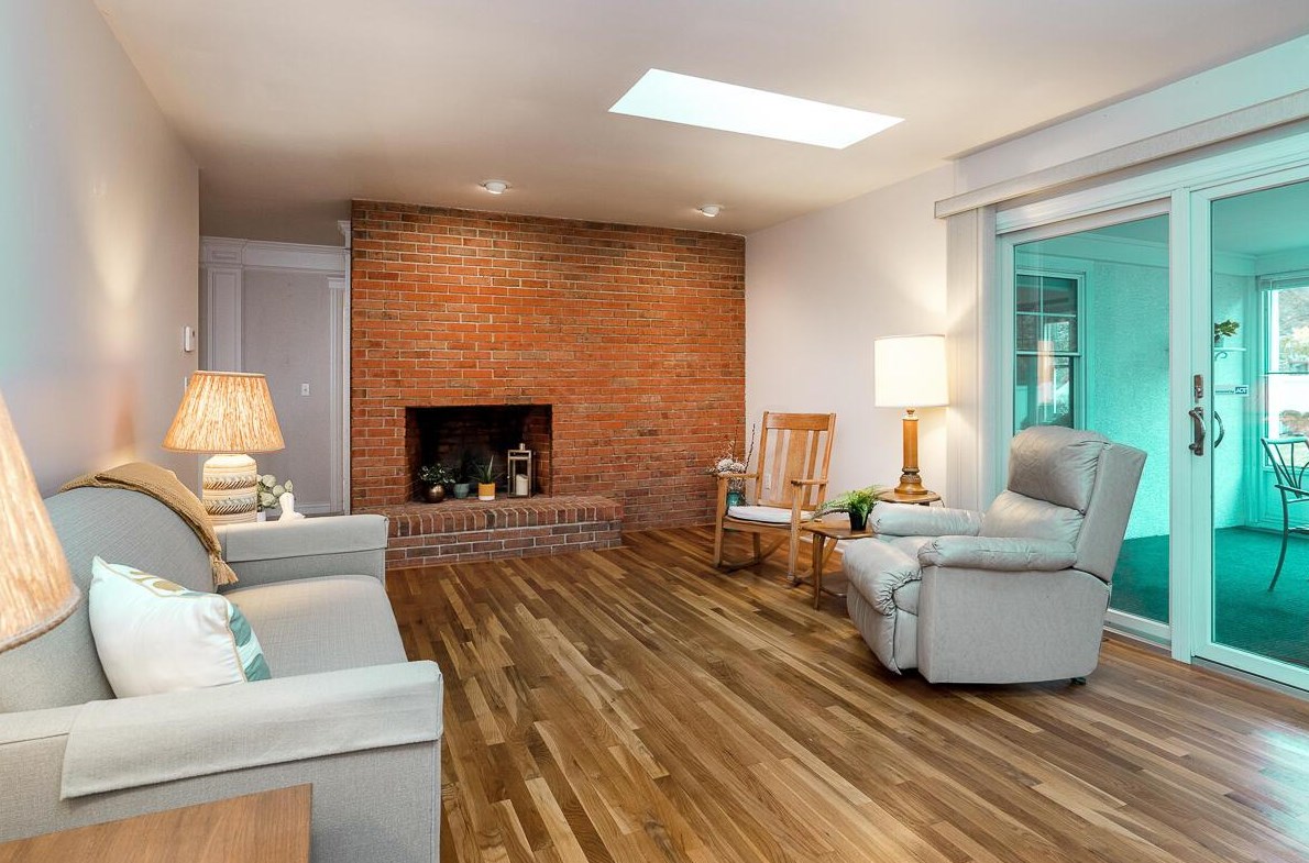 1620 Mccoy Rd, Columbus OH 43220-4408 exterior