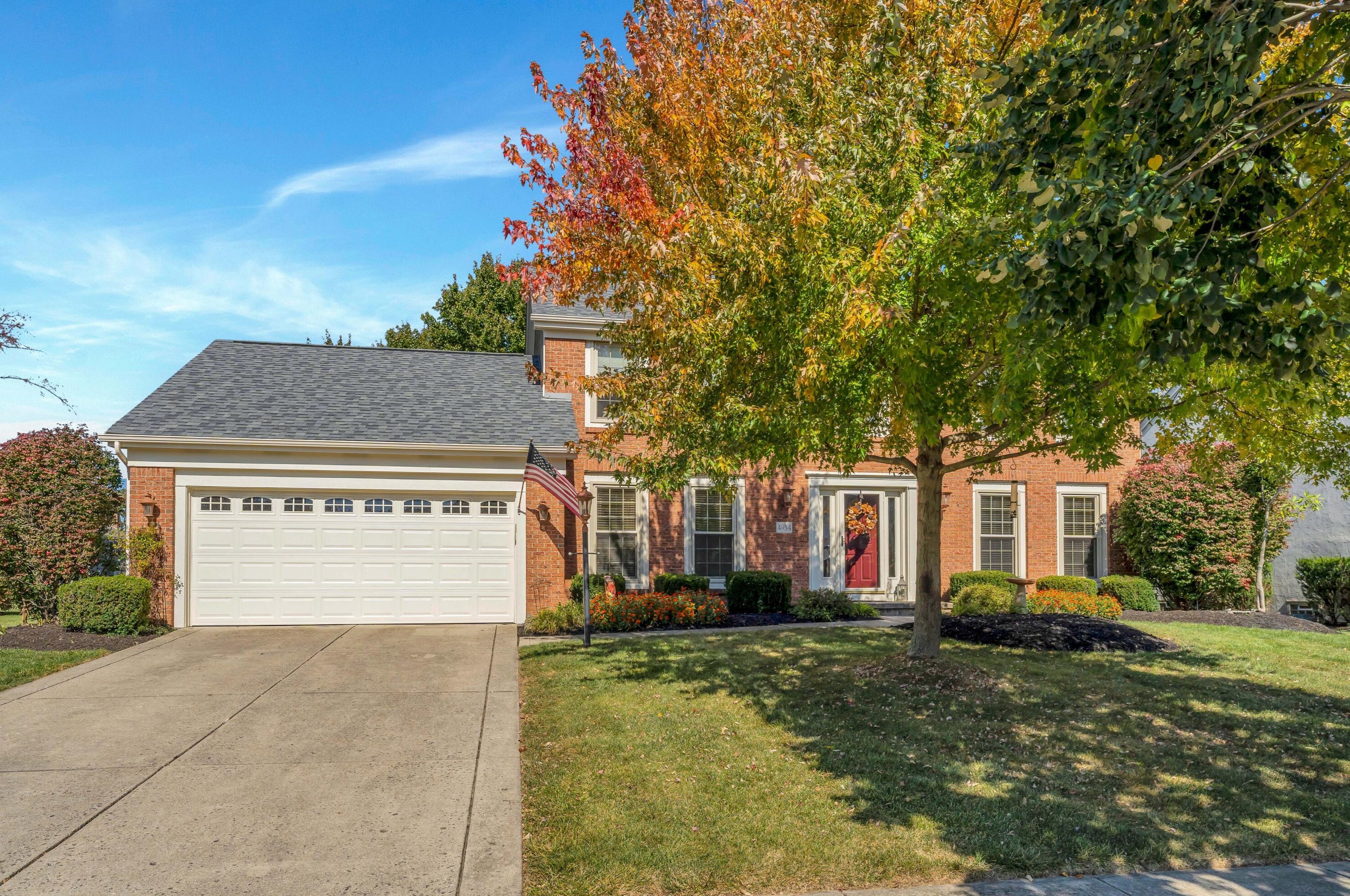 4934 Longbenton Way, Dublin, OH 43017-8327