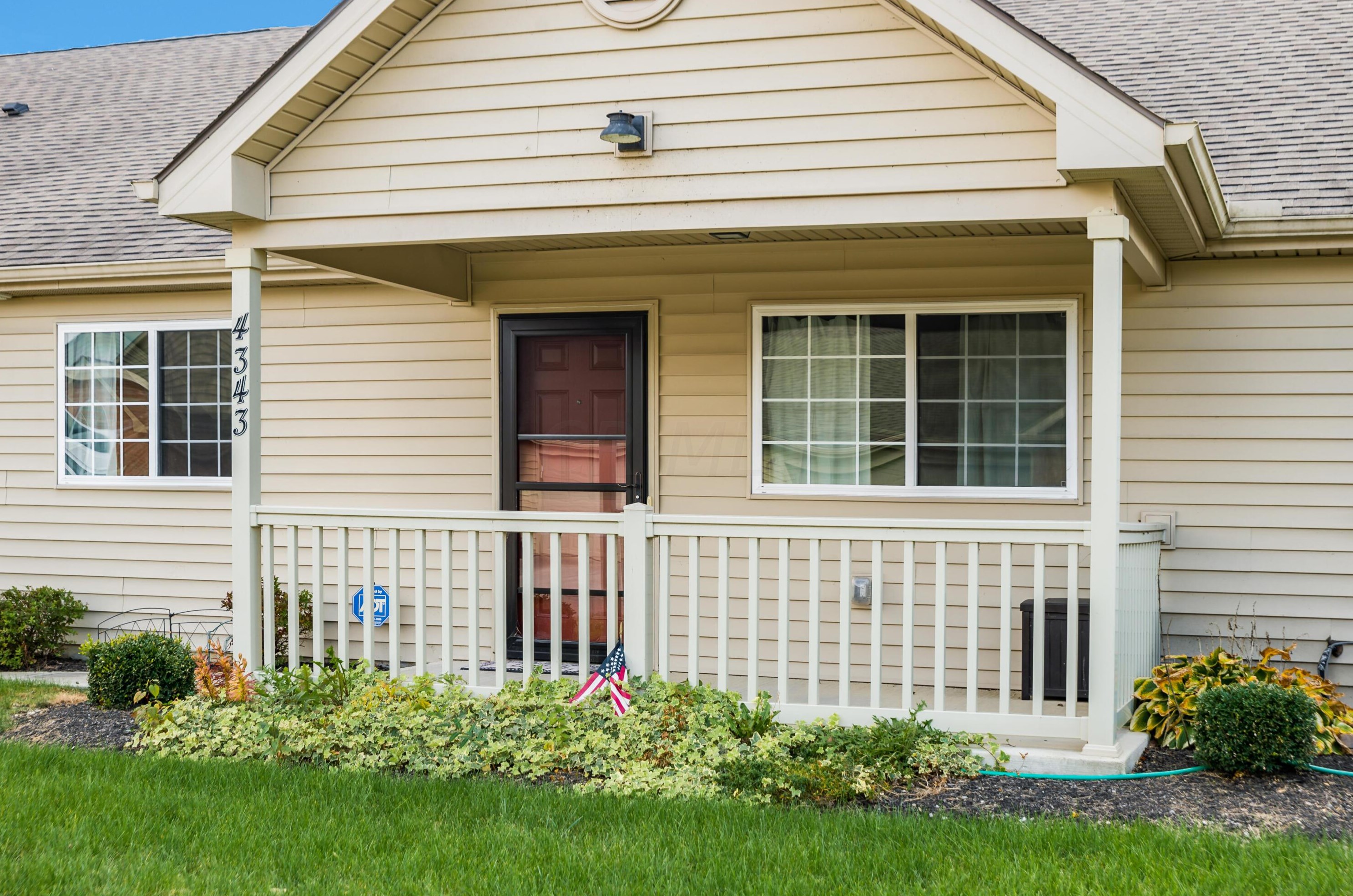 4343 Cobbleton Grove Cir, Cnl Wnchstr, OH 43110-7018