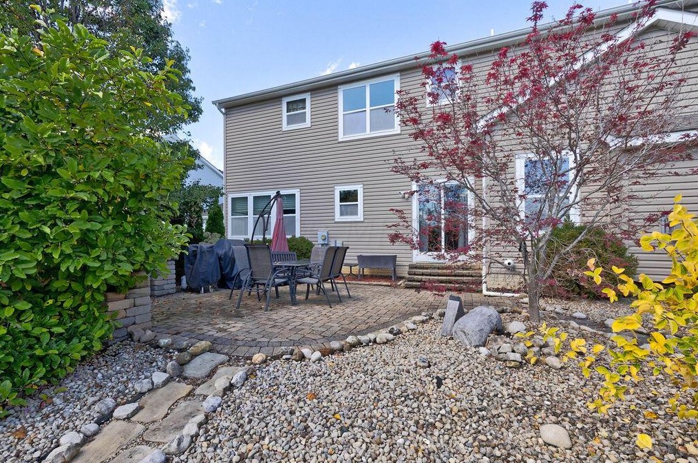 618 Preston Trl Dr, Pickerington OH 43147-2111 exterior