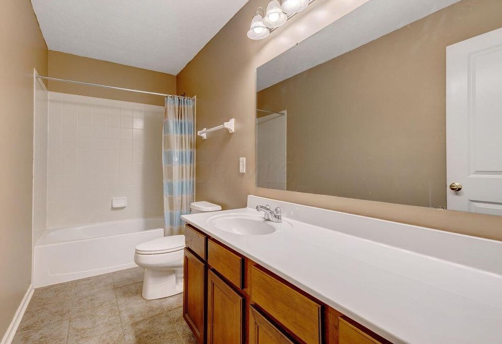 618 Preston Trl Dr, Pickerington OH 43147-2111 exterior