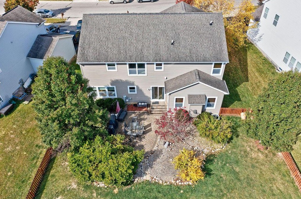 618 Preston Trl Dr, Pickerington OH 43147-2111 exterior