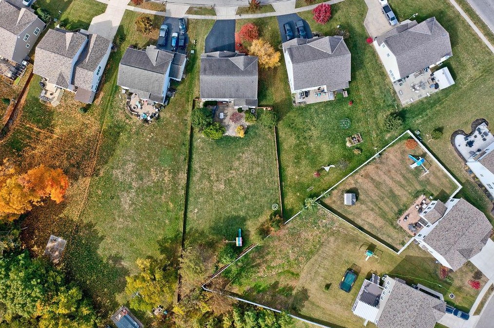 618 Preston Trl Dr, Pickerington OH 43147-2111 exterior