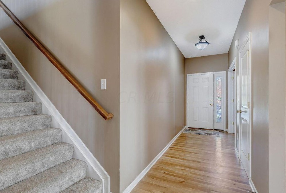 618 Preston Trails Dr, Pickerington, OH 43147-2110