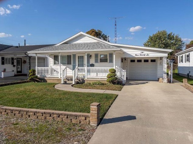 926 Court St, Urbana, OH 43078-1928