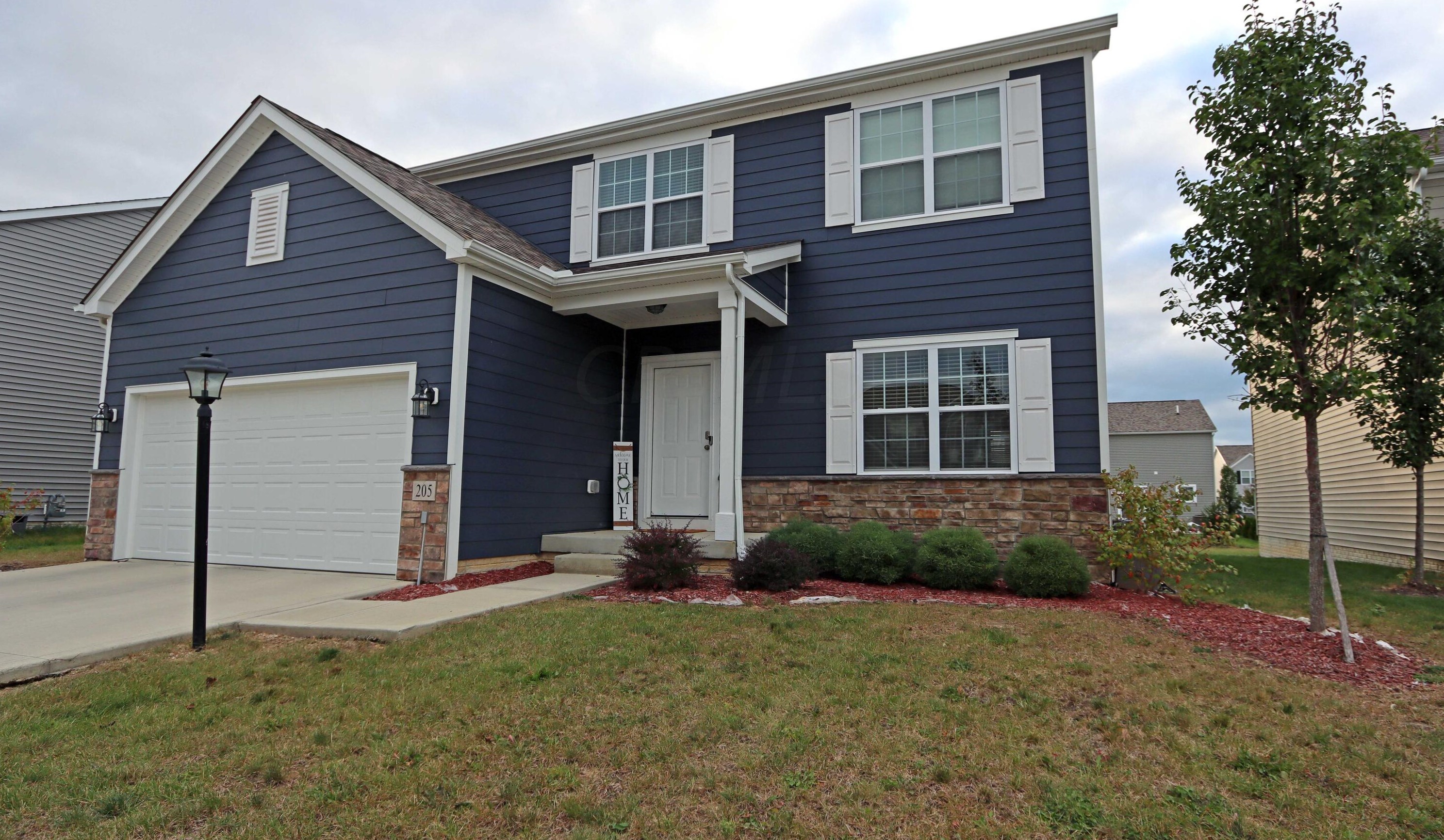 205 England St, Pickerington, OH 43147-2249