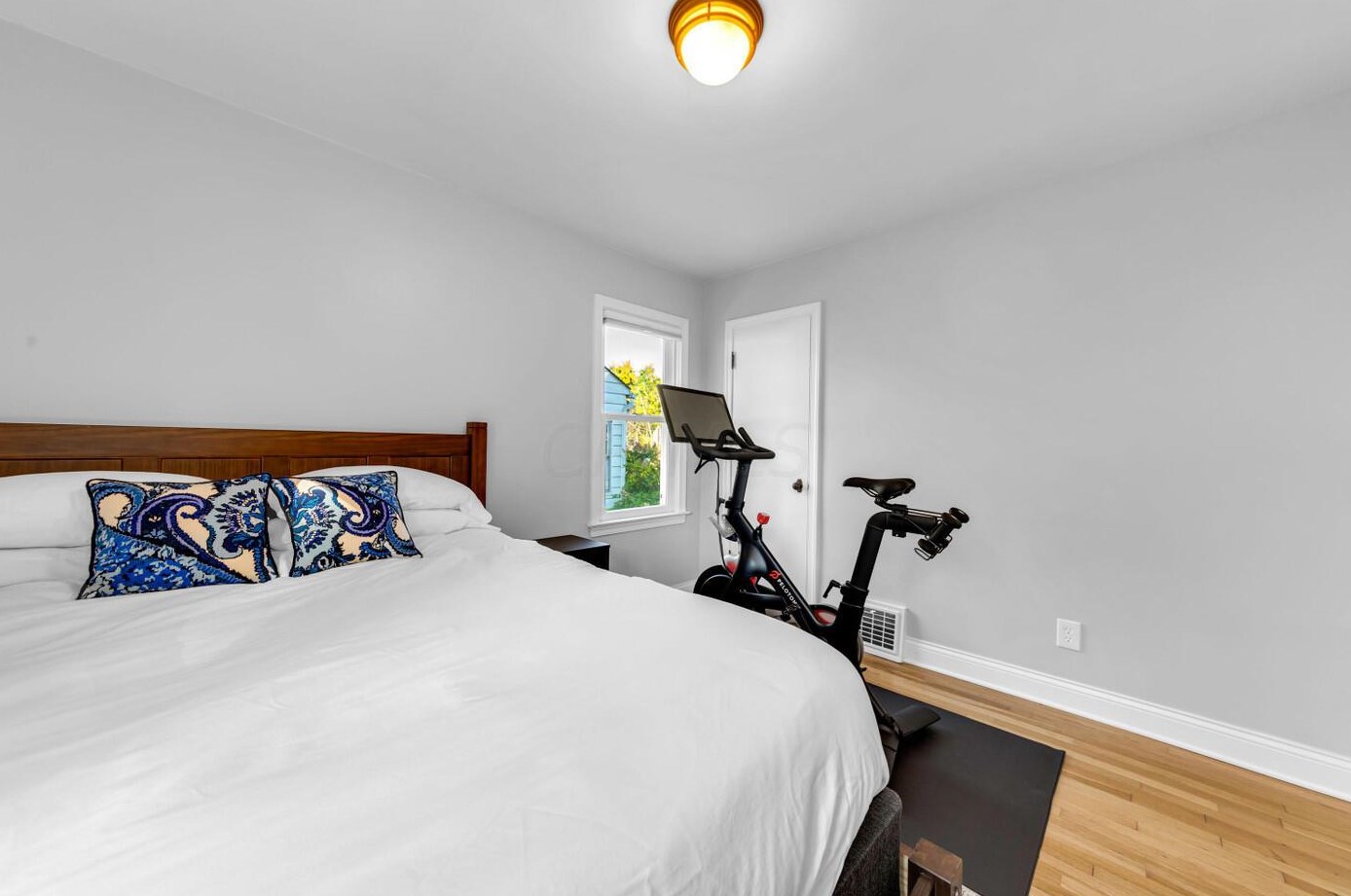 259 Dominion Blvd, Columbus OH  43214-2706 exterior