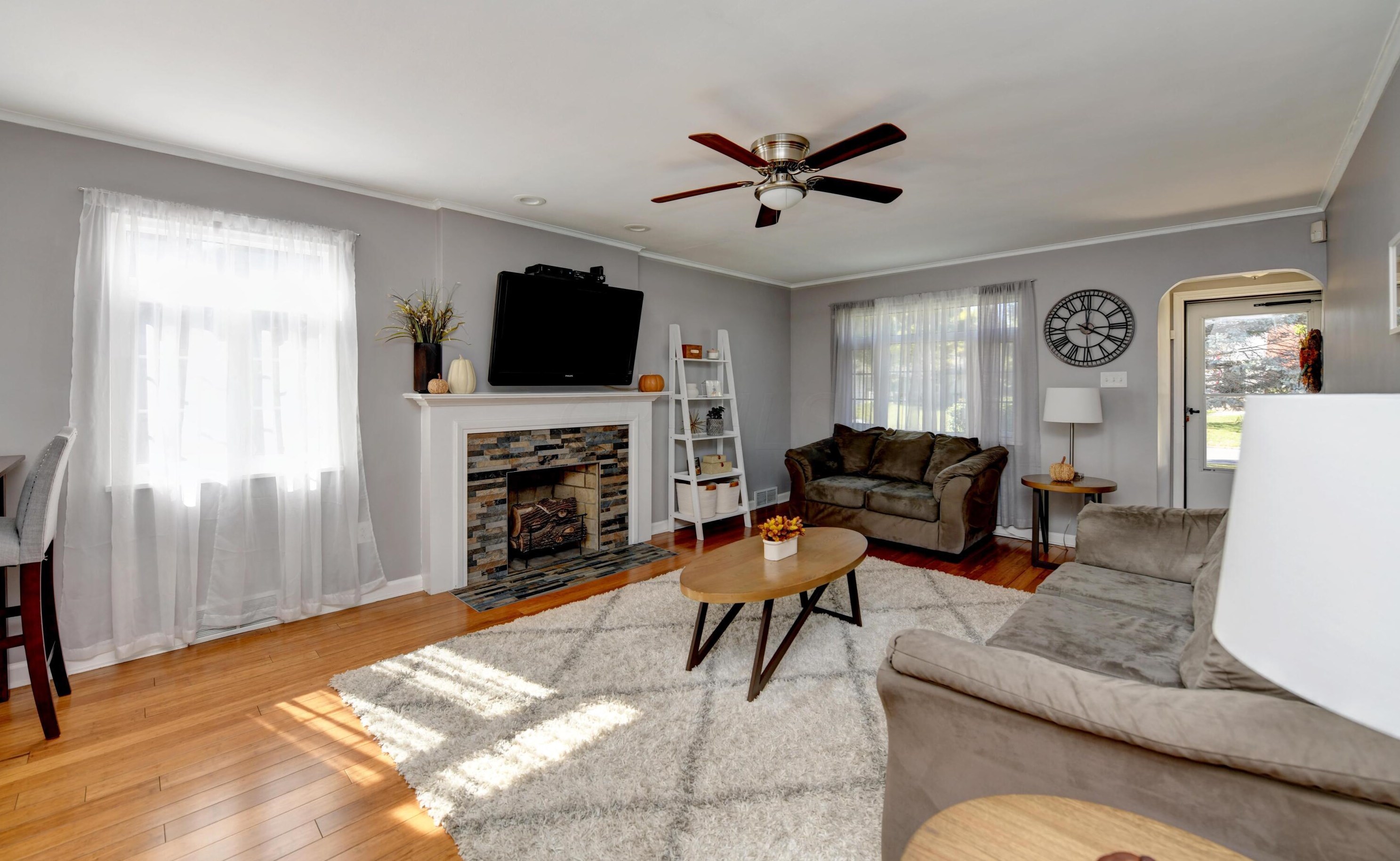 642 Salisbury Rd, Columbus, OH 43204-2439