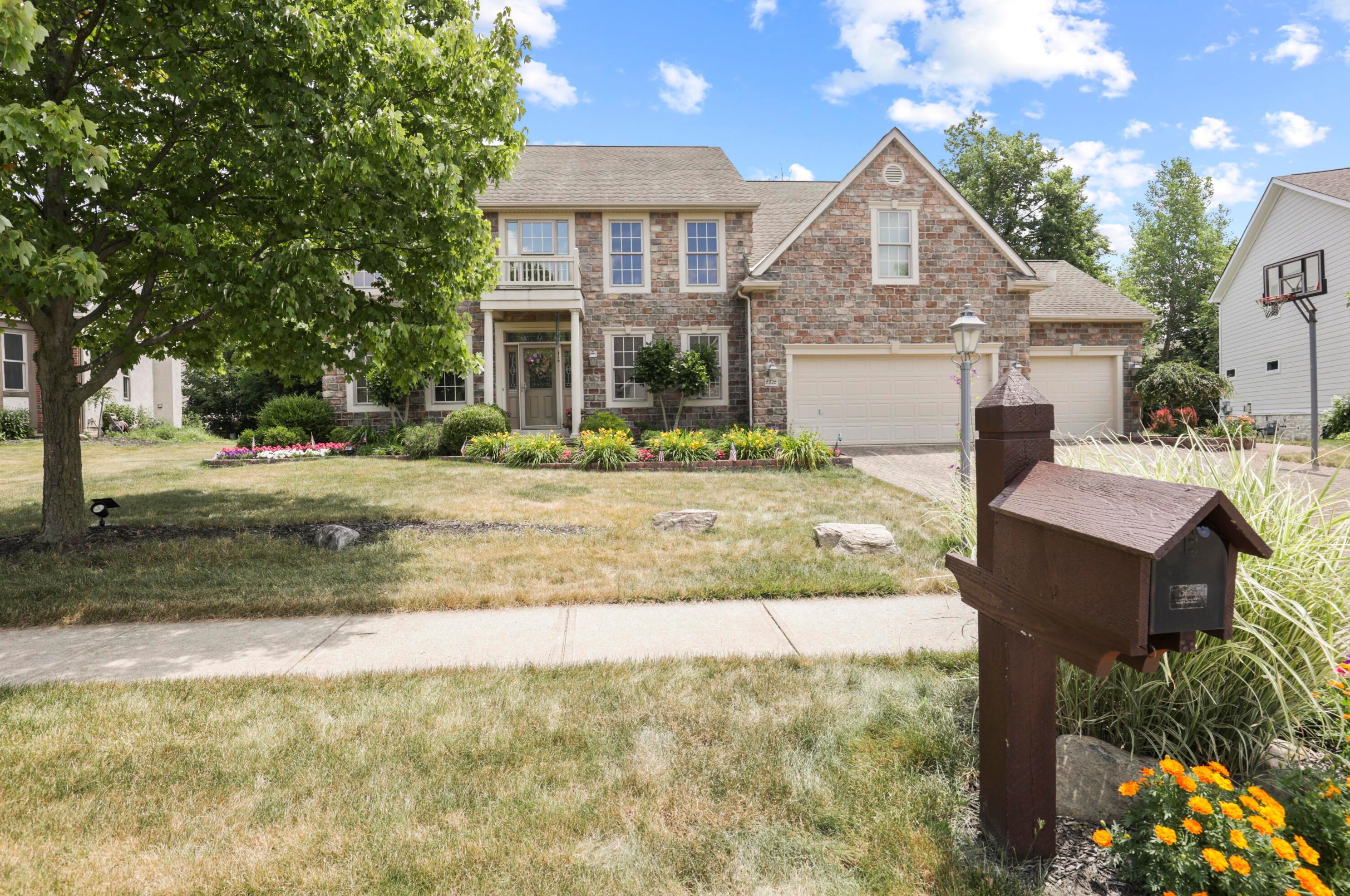 8328 Morgan St, Pickerington, OH 43147-7922